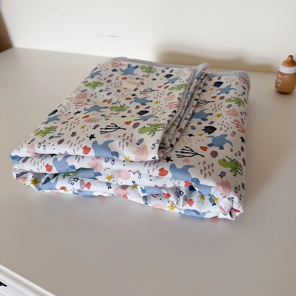(布料8月初到貨)托瓦海龜Tove Turtle | Baby Blue Handcrafted Blanket 手工嬰兒奶藍蓋毯 幼兒園午休被