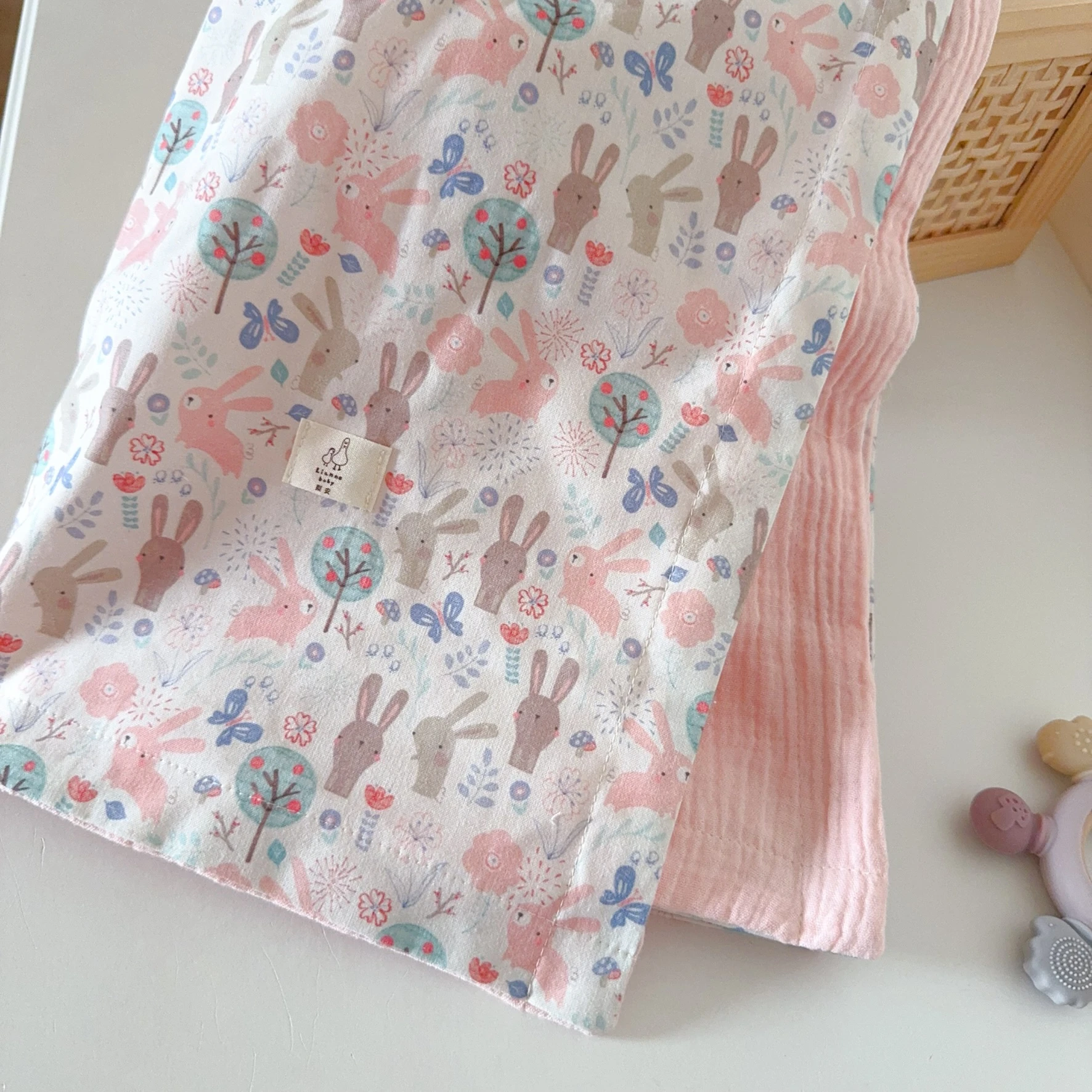 粉灰兔的花草生活 Blush & Grey Bunny Garden  手工嬰幼兒蓋毯