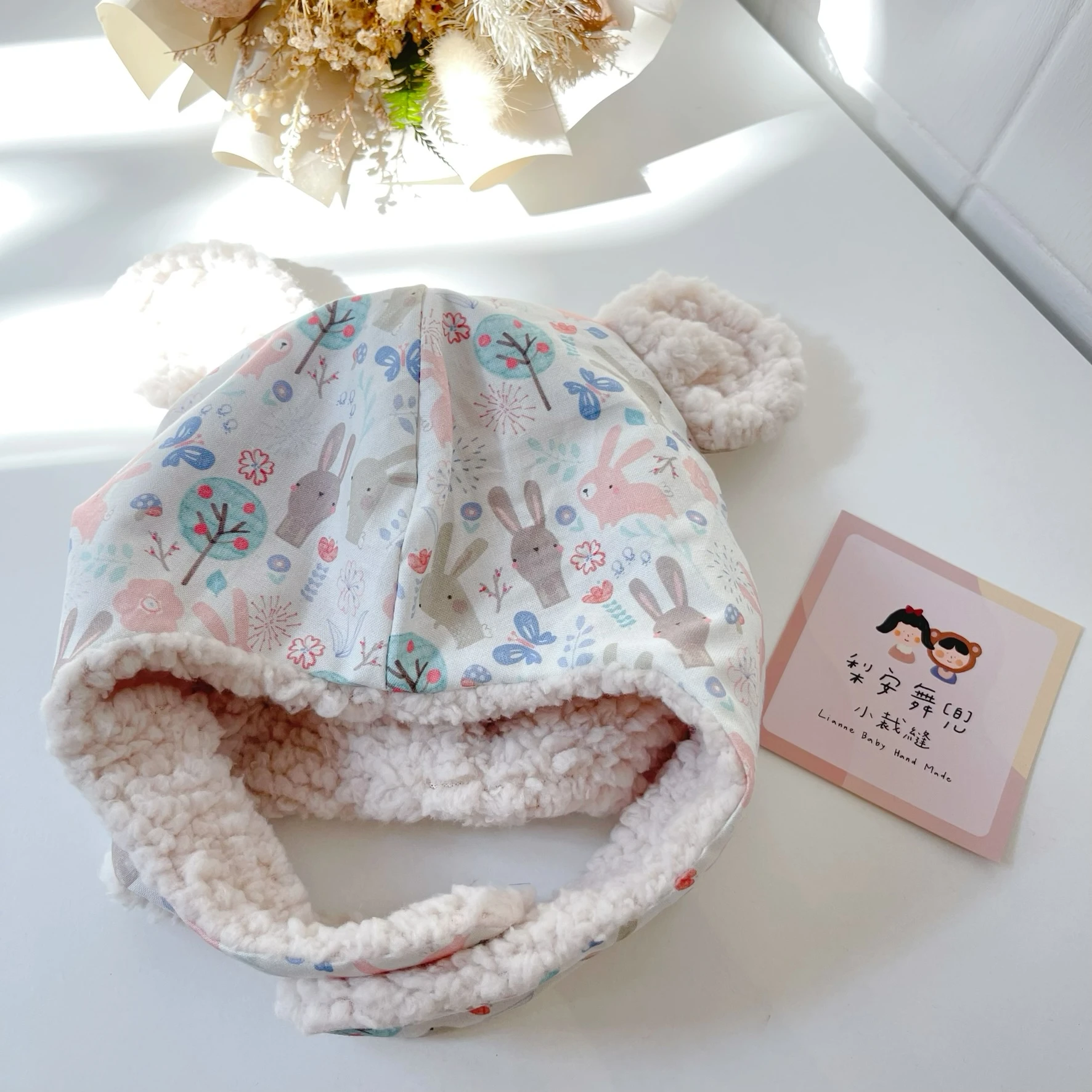 粉灰兔的花草生活 Blush & Grey Bunny Garden 手工嬰幼兒保暖飛行帽