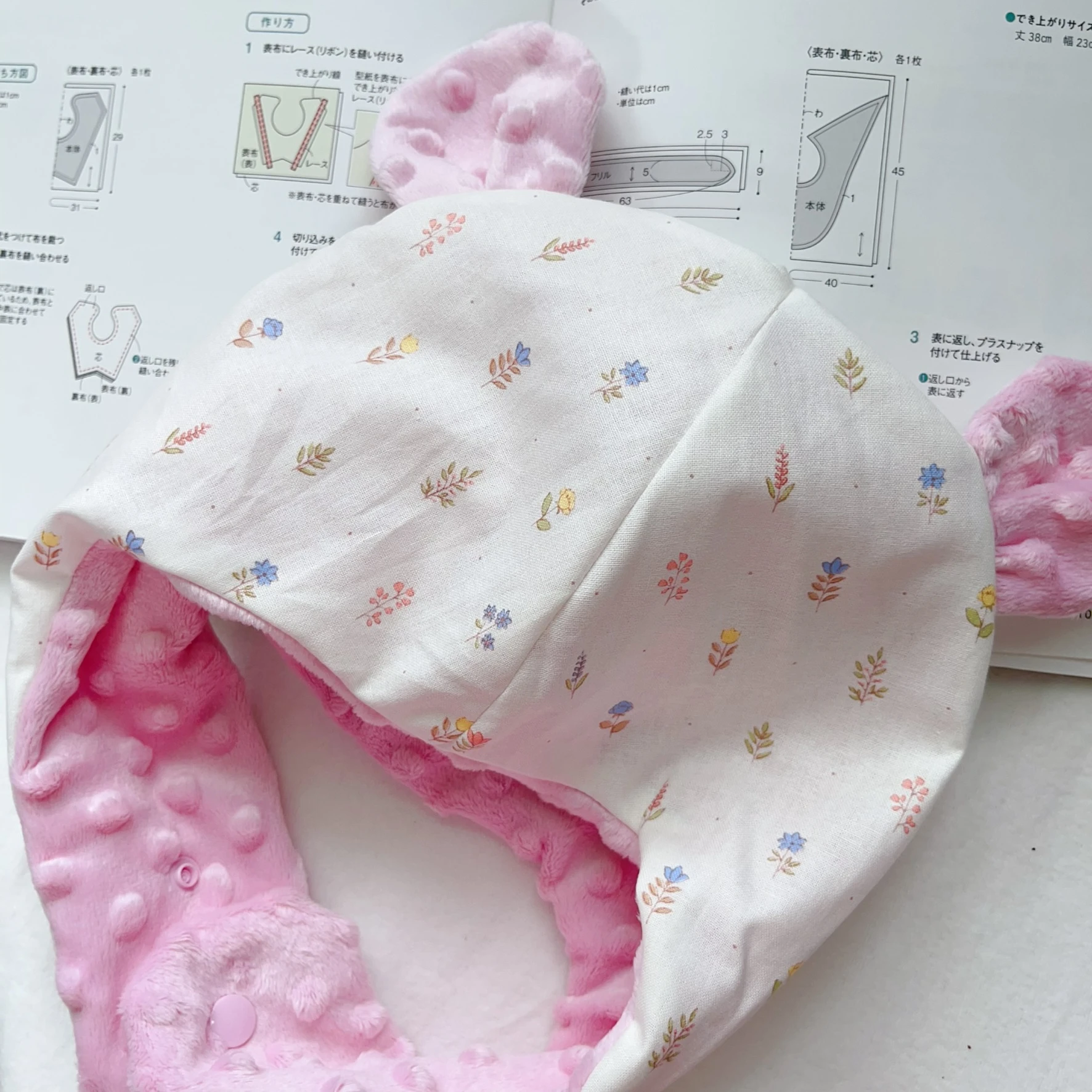 韓系小花・慢生活 Korean Floral · Slow Living 手工嬰幼兒保暖飛行帽