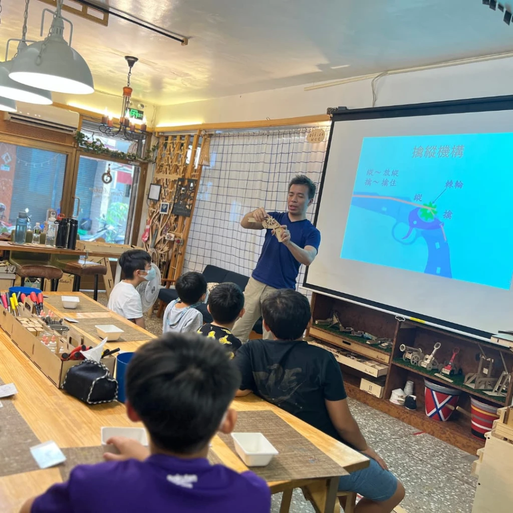 7+ 手作體驗｜FM-A9橡皮筋手槍