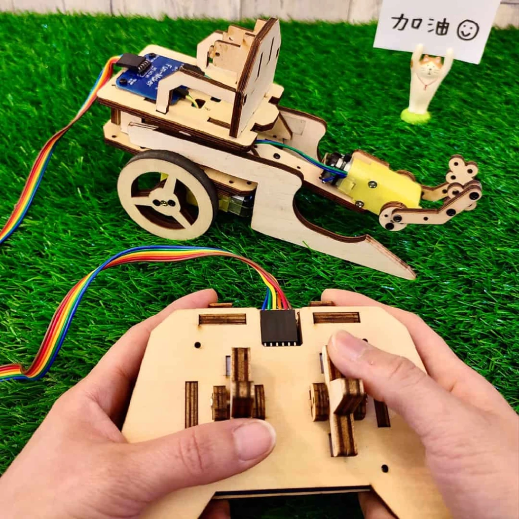 11+｜電路線控格鬥機器人