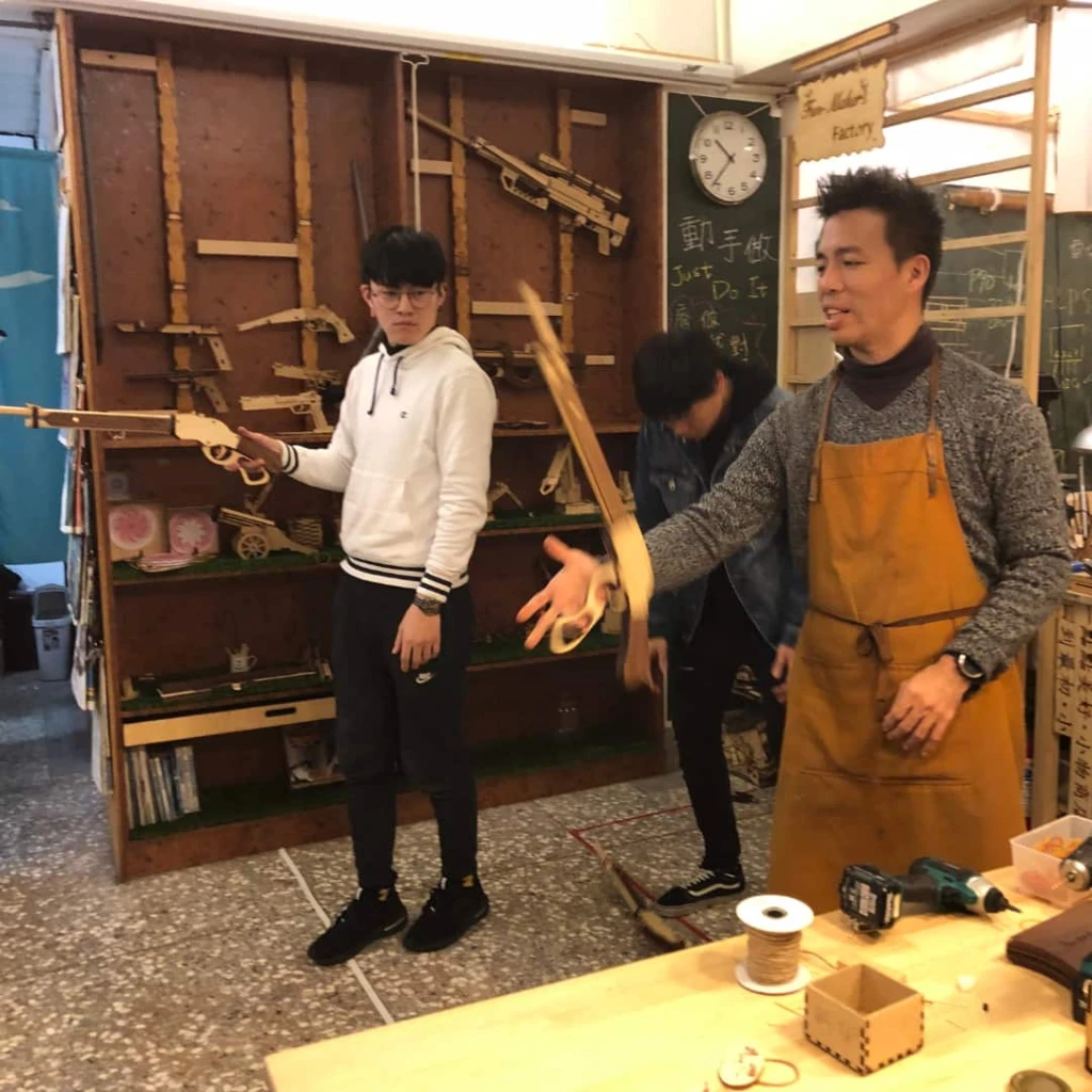 溫徹1887橡皮筋散彈槍｜DIY手作課程｜Fun-Maker