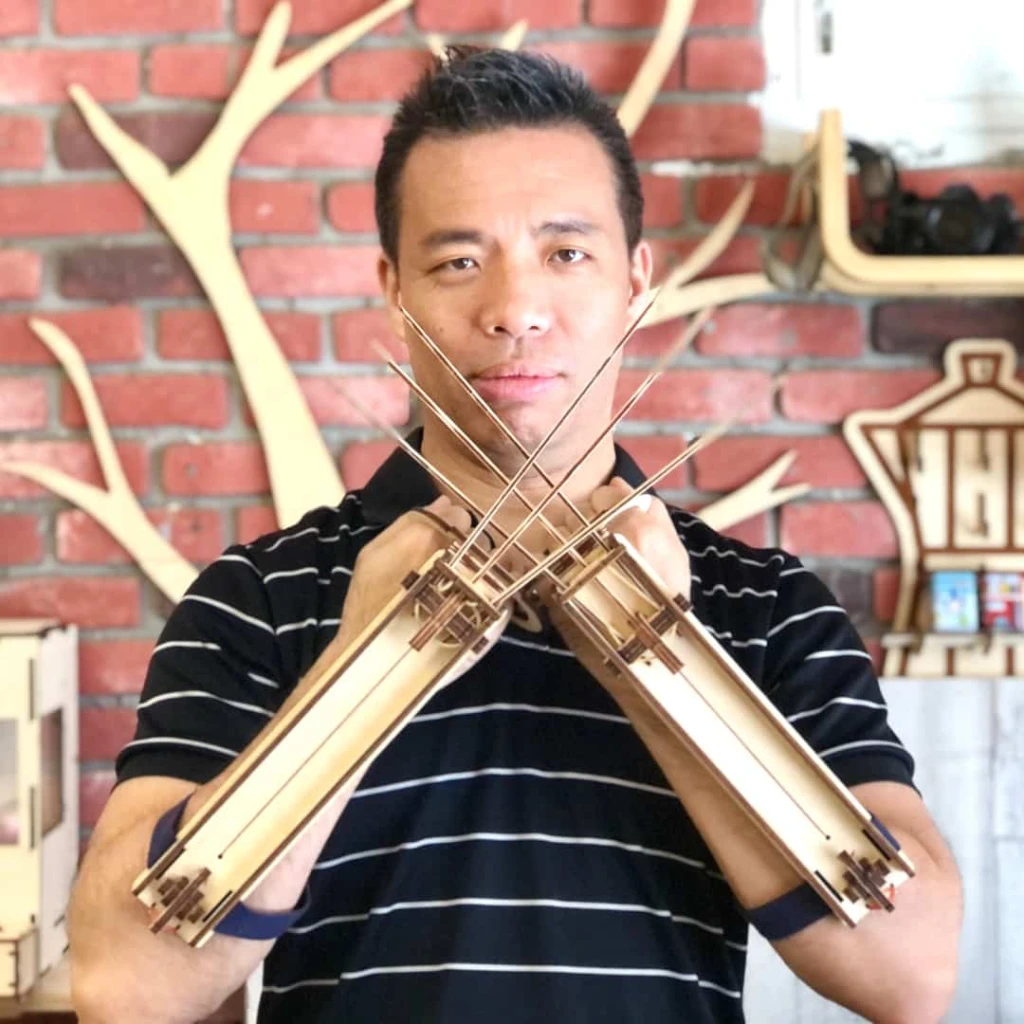 9+｜金鋼狼爪(一對)