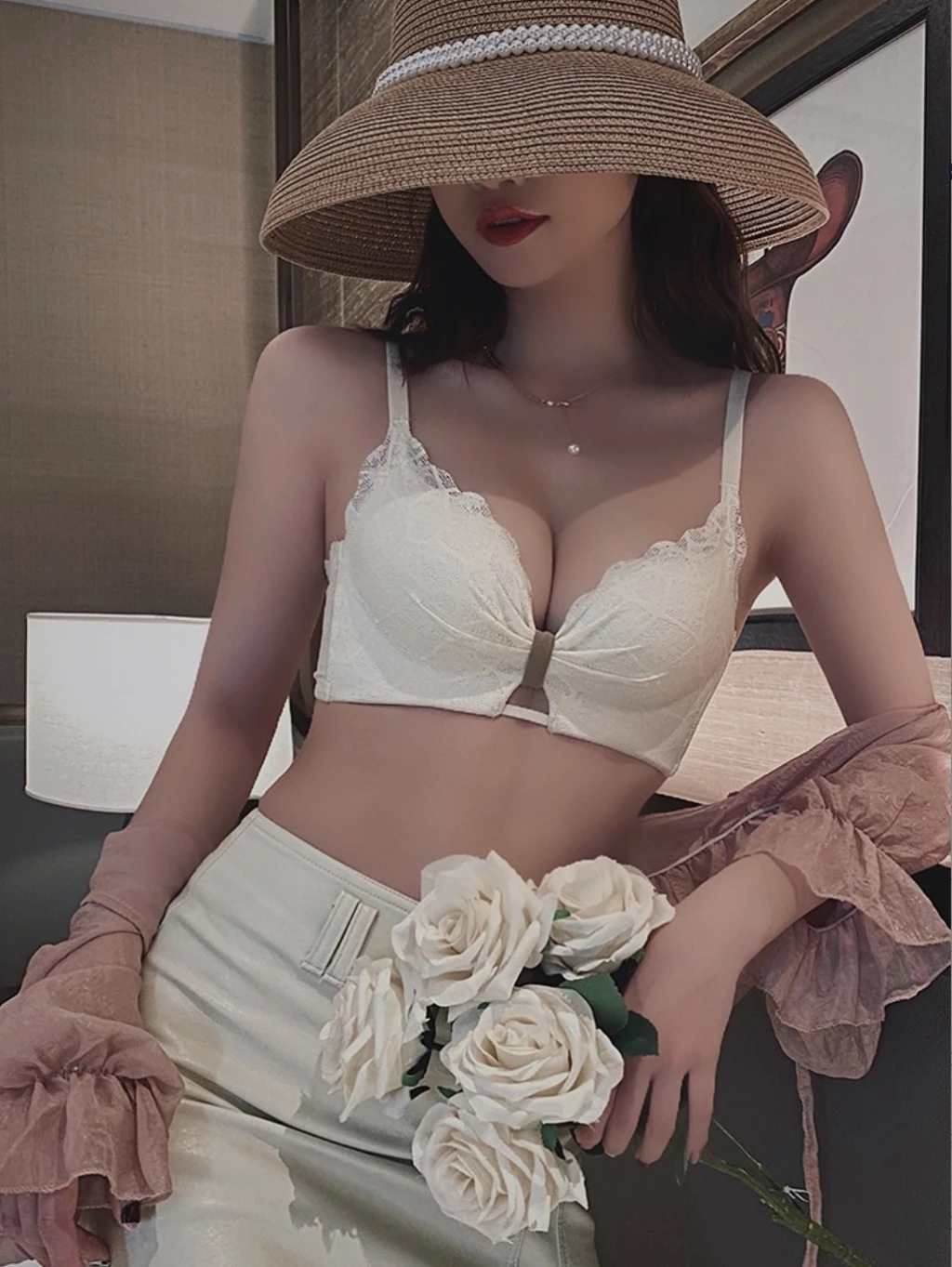 蕾絲無鋼圈零束縛包副乳集中內衣(膚白)