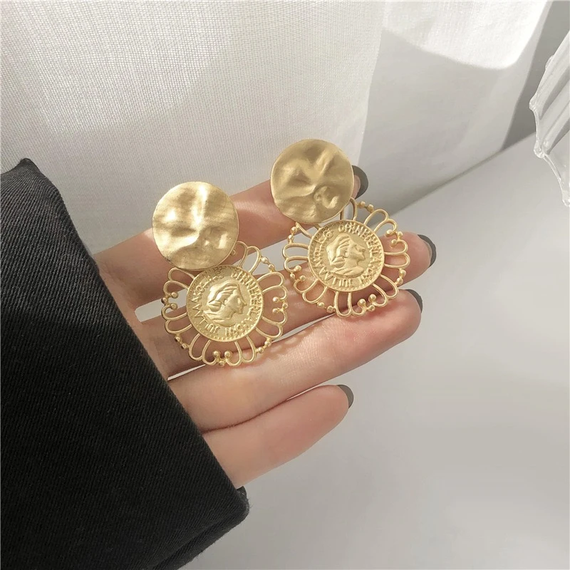 復古頭像金屬鏤空耳環