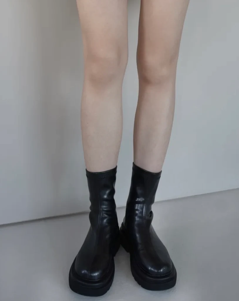 增高6cm！辣妞厚底短靴