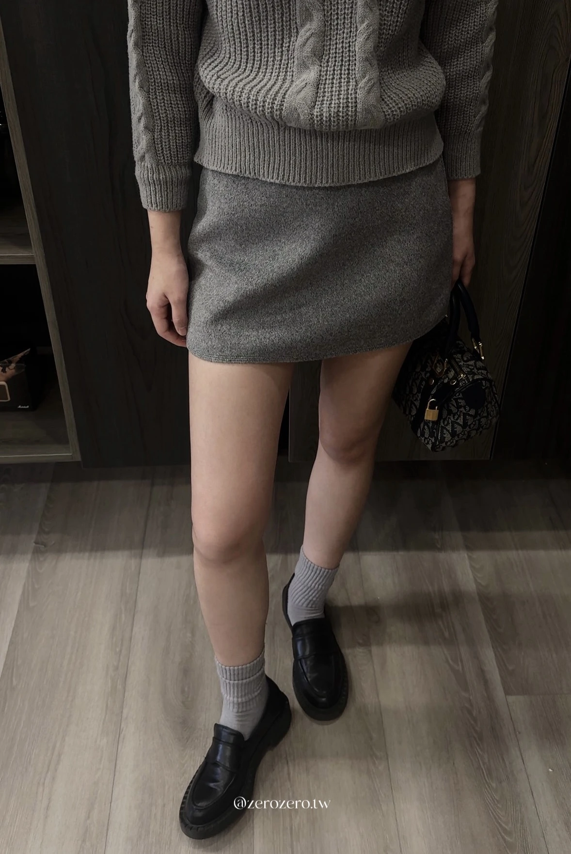 Miu系淺灰毛呢短裙