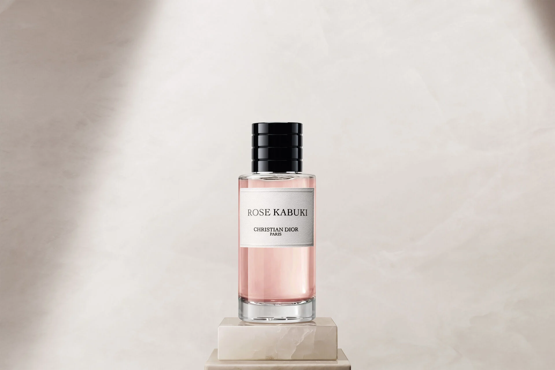 Dior｜高訂 玫瑰舞伶