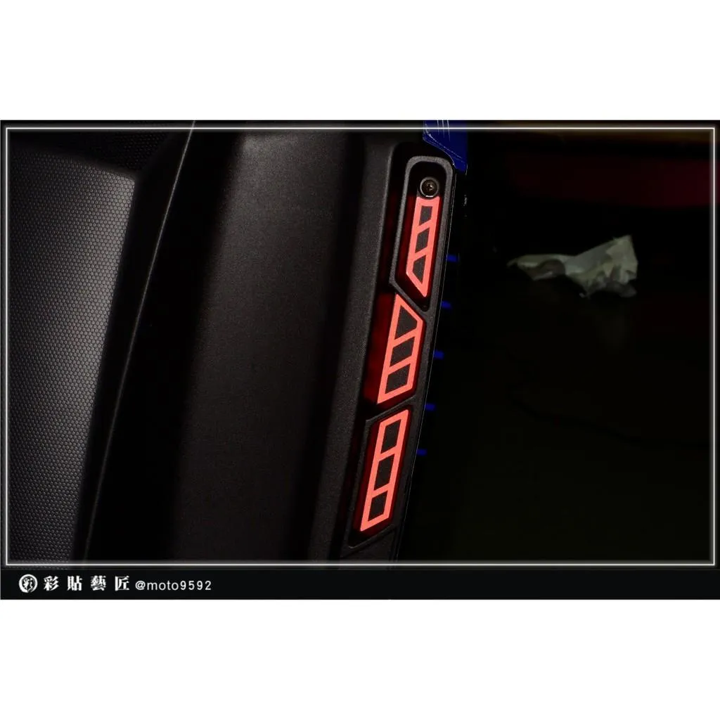 彩貼藝匠 DRG 158 仿排氣孔(一對)3M反光貼紙 ORACAL螢光貼 拉線設計 裝飾 機車貼紙 車膜