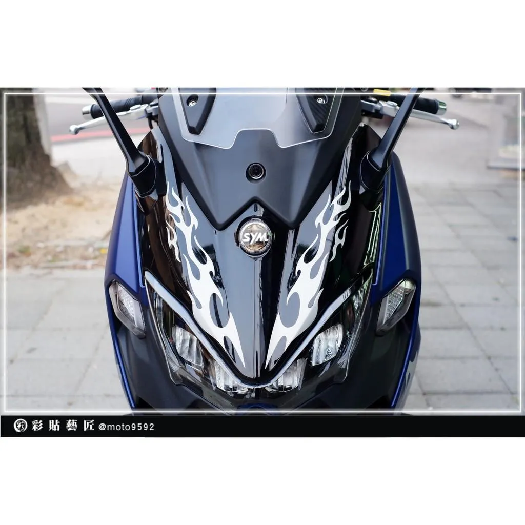 彩貼藝匠 TL 500／TL 508（通用）大盾拉線 A013（一對）3M反光貼紙 ORACAL螢光貼 拉線設計 裝飾