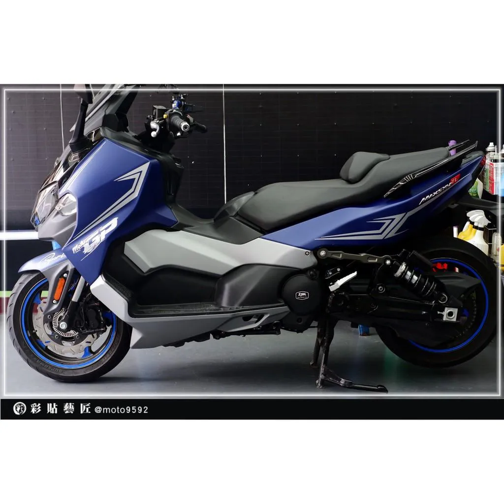 彩貼藝匠 TL 500／TL 508（通用）全車拉線 F005 3M反光貼紙 ORACAL螢光貼 拉線設計 裝飾
