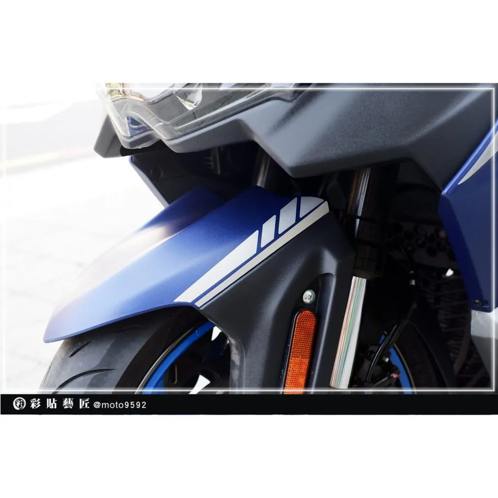 彩貼藝匠 TL 500/TL 508(通用)前土除拉線 A010(一對)3M反光貼紙 ORACAL螢光貼 拉線設計 裝飾