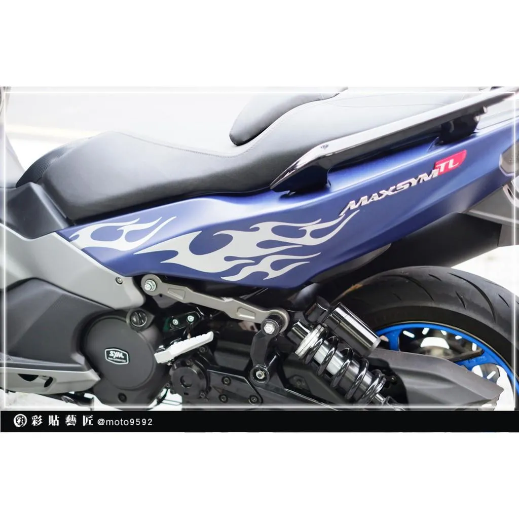 彩貼藝匠 TL 500／TL 508（通用）後車殼拉線 A016（一對）3M反光貼紙 ORACAL螢光貼 拉線設計 裝飾