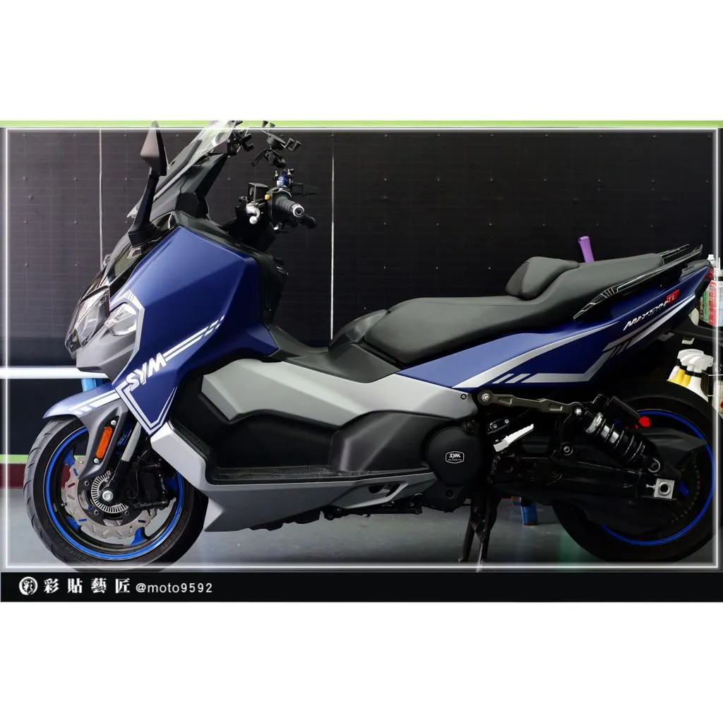 彩貼藝匠 TL 500/TL 508(通用)全車拉線 F006 3M反光貼紙 ORACAL螢光貼 拉線設計 裝飾