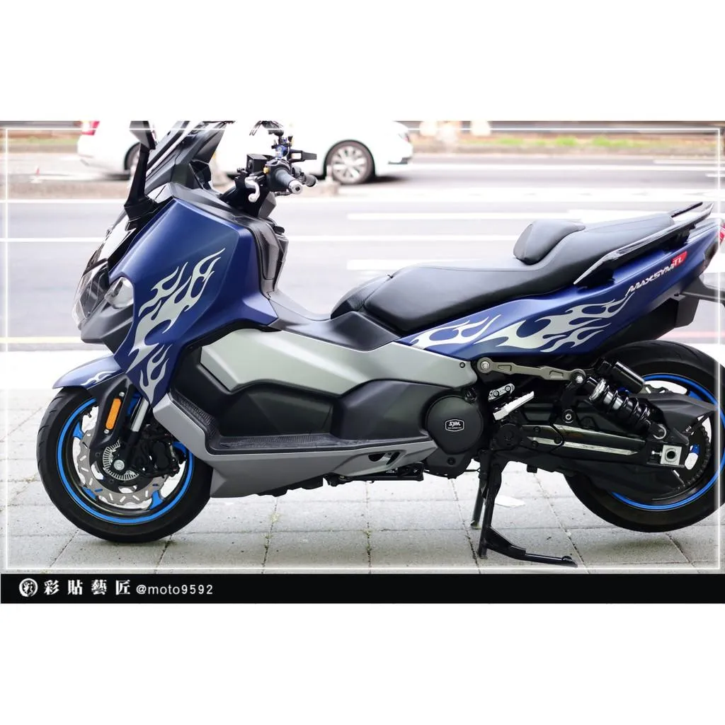 彩貼藝匠 TL 500／TL 508（通用）全車拉線 F004 3M反光貼紙 ORACAL螢光貼 拉線設計 裝飾 機車
