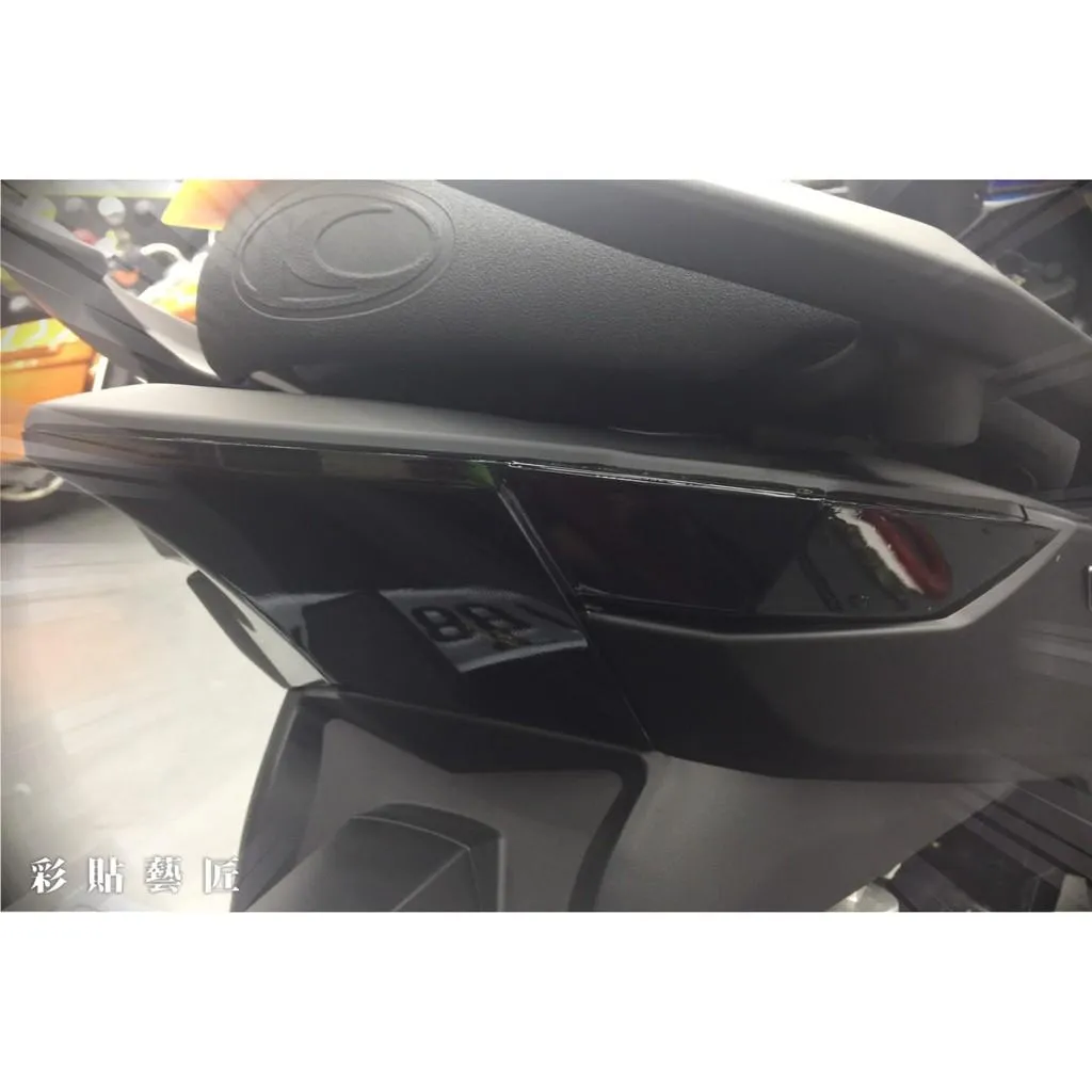 彩貼藝匠 VJR 125 尾燈 保護膜 OMS歐馬斯|3M品牌 TPU犀牛皮自體修復膜 防刮 抗UV 保護膜