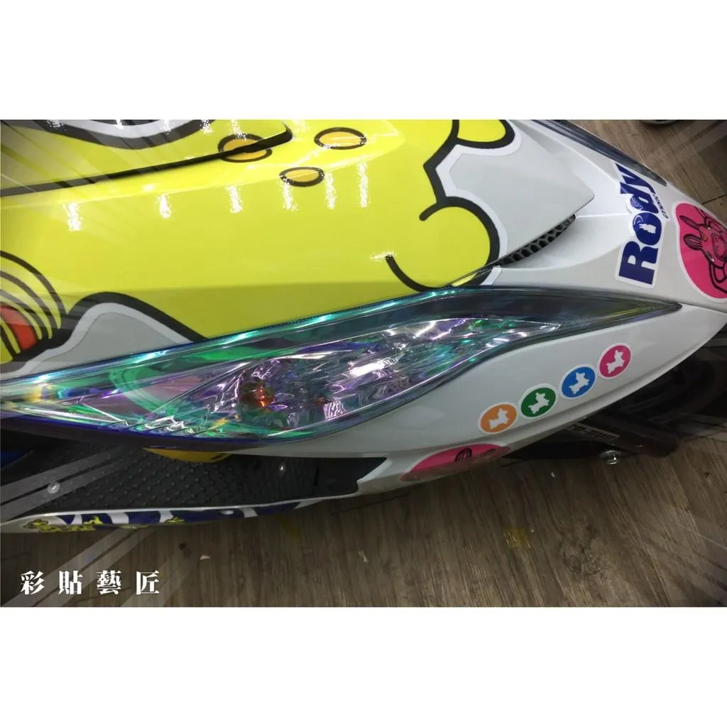 彩貼藝匠 Z1 前方向燈 保護膜（一對）OMS歐馬斯｜3M品牌 TPU犀牛皮自體修復膜 幻彩 防刮 抗UV 保護 燈膜
