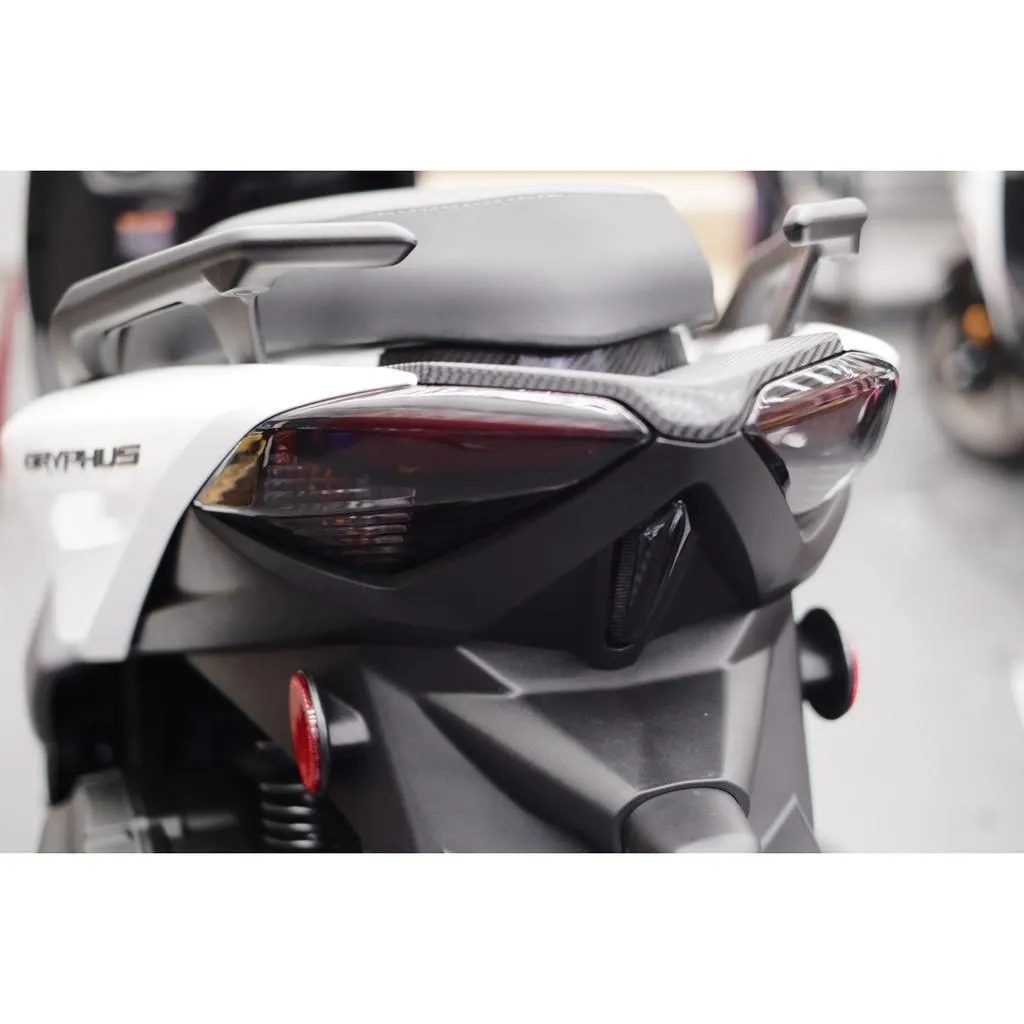彩貼藝匠 勁戰六代 尾燈+剎車燈 OMS歐馬斯｜3M品牌 TPU犀牛皮自體修復膜  防刮 抗UV 保護 燈膜 機車包膜