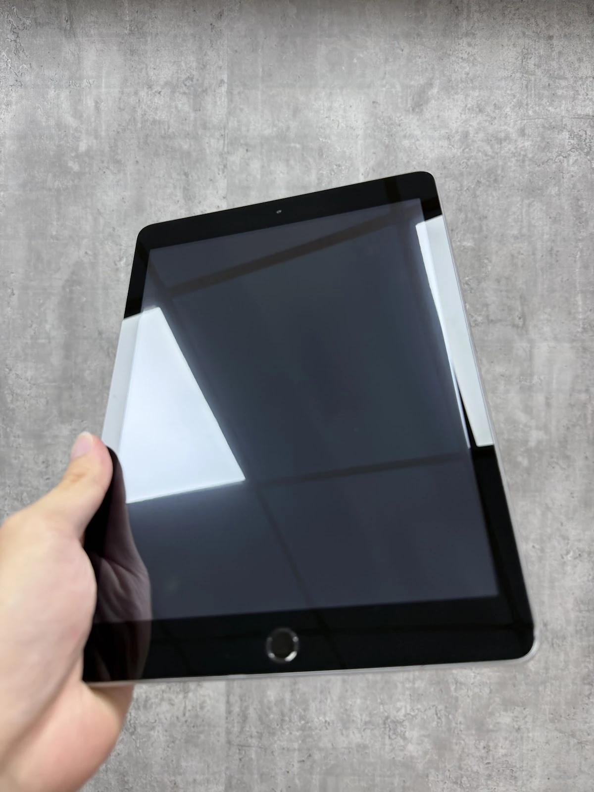 #378 iPad 6 WIFI  128GB 灰色