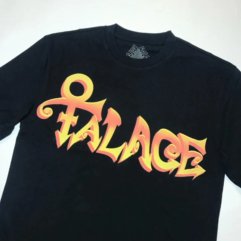 PALACE SYMBOL TEE