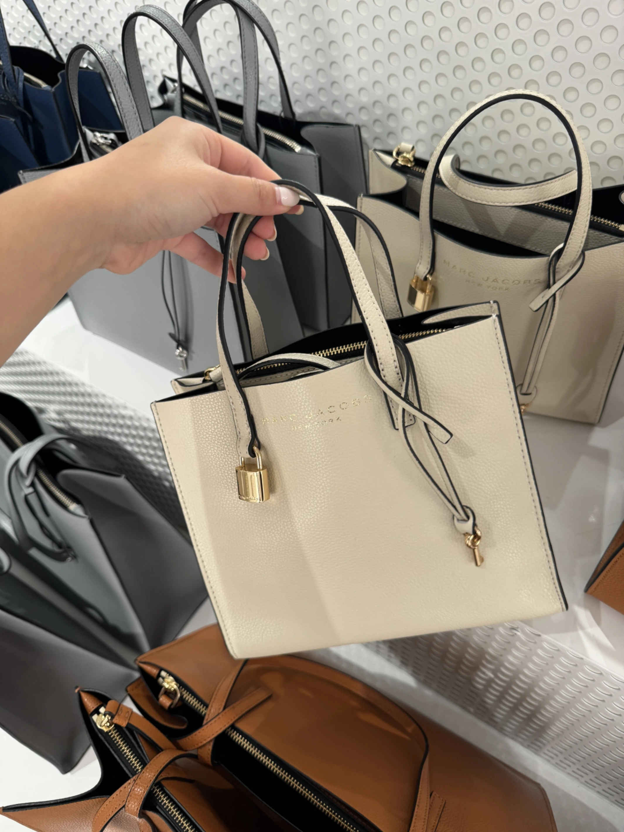 Marc jacobs 鎖頭包