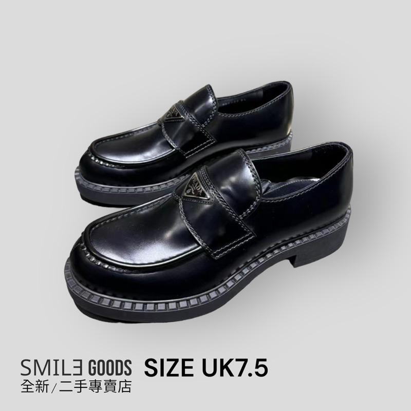 [SMILE] Prada 黑色樂福鞋