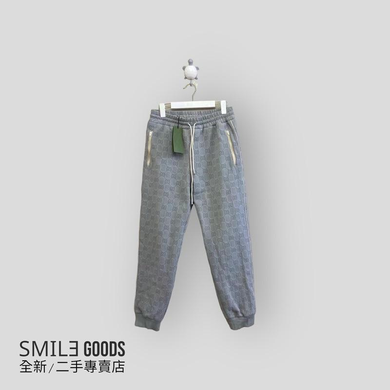 [SMILE] GUCCI 最新款灰色浮雕滿logo長褲