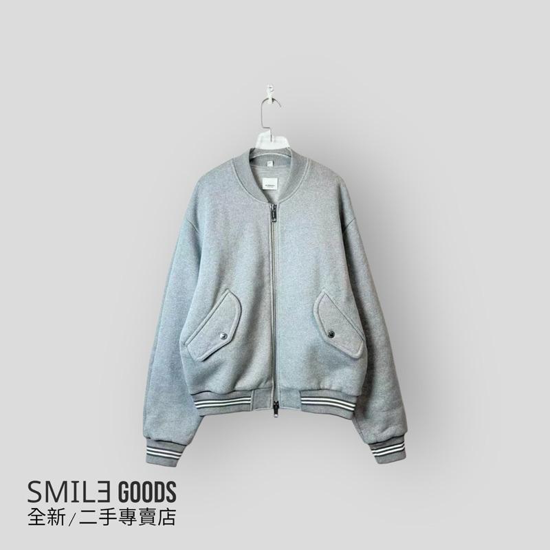 [SMILE] Burberry灰色背後字母大logo棒球外套