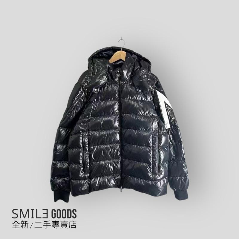 [SMILE] Moncler Corydale黑色徽標手臂字母羽絨外套