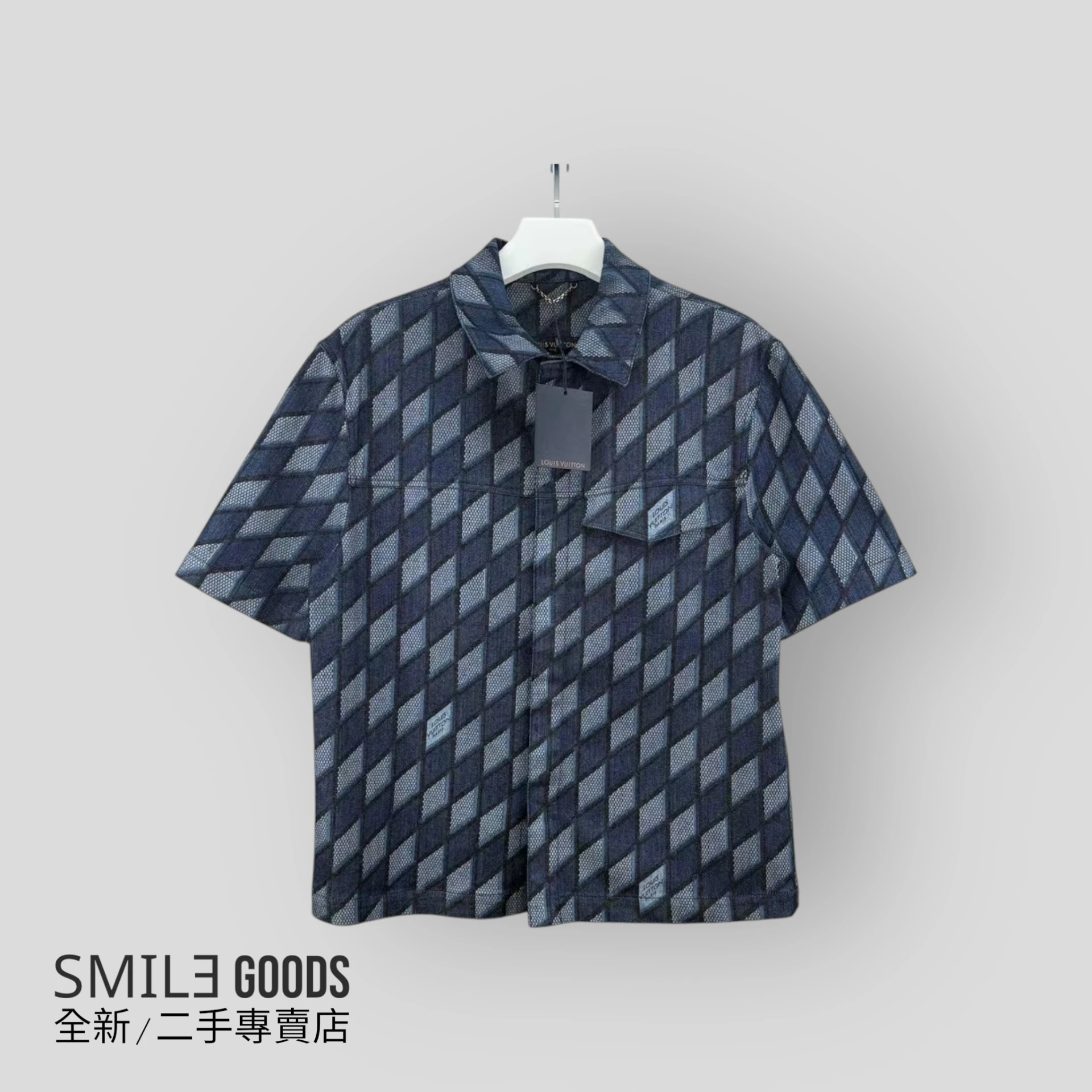 ［SMILE] Louis Vuitton lv 滿logo菱形格牛仔短袖襯衫