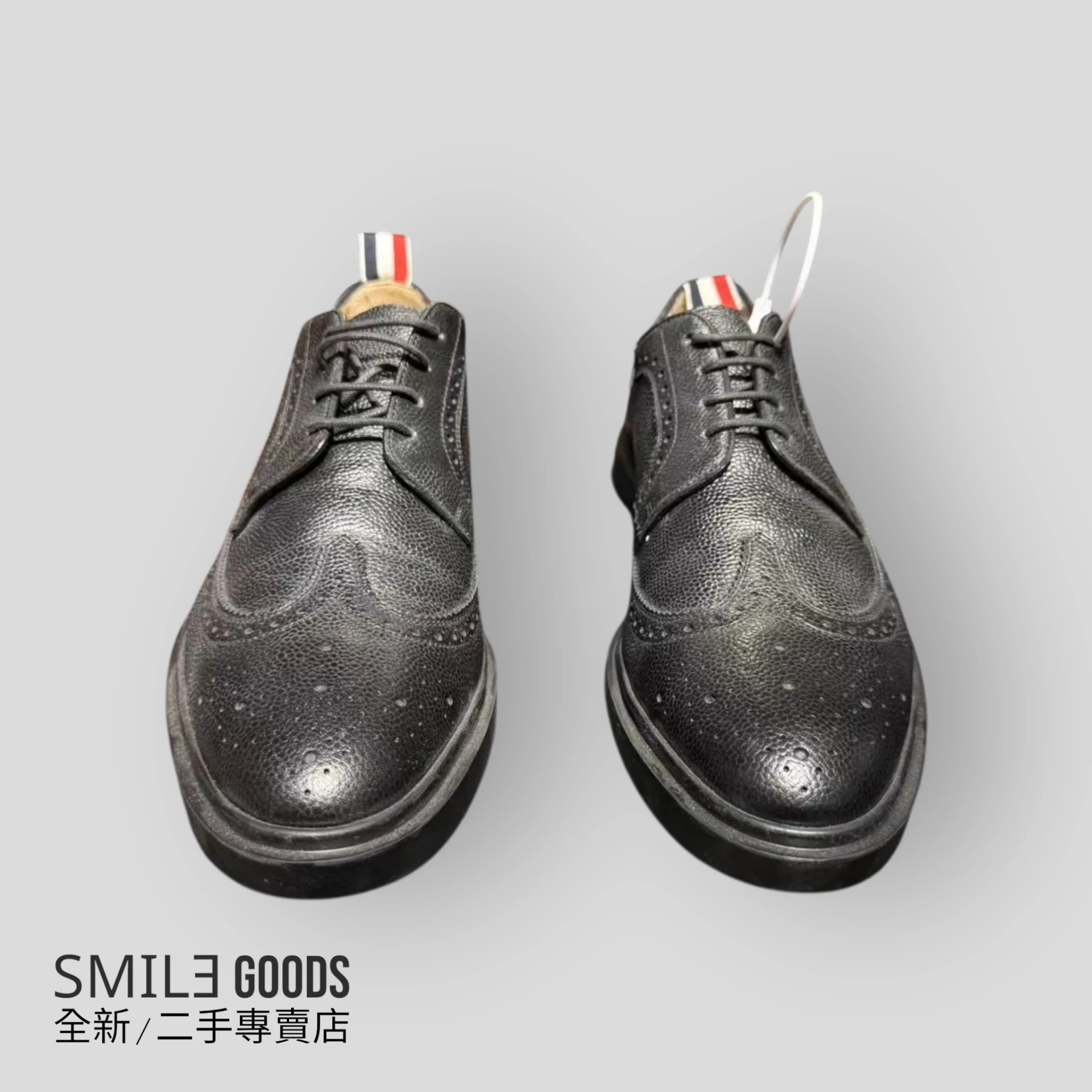 ［SMILE] Thom Browne TB經典條紋黑色雕花皮鞋