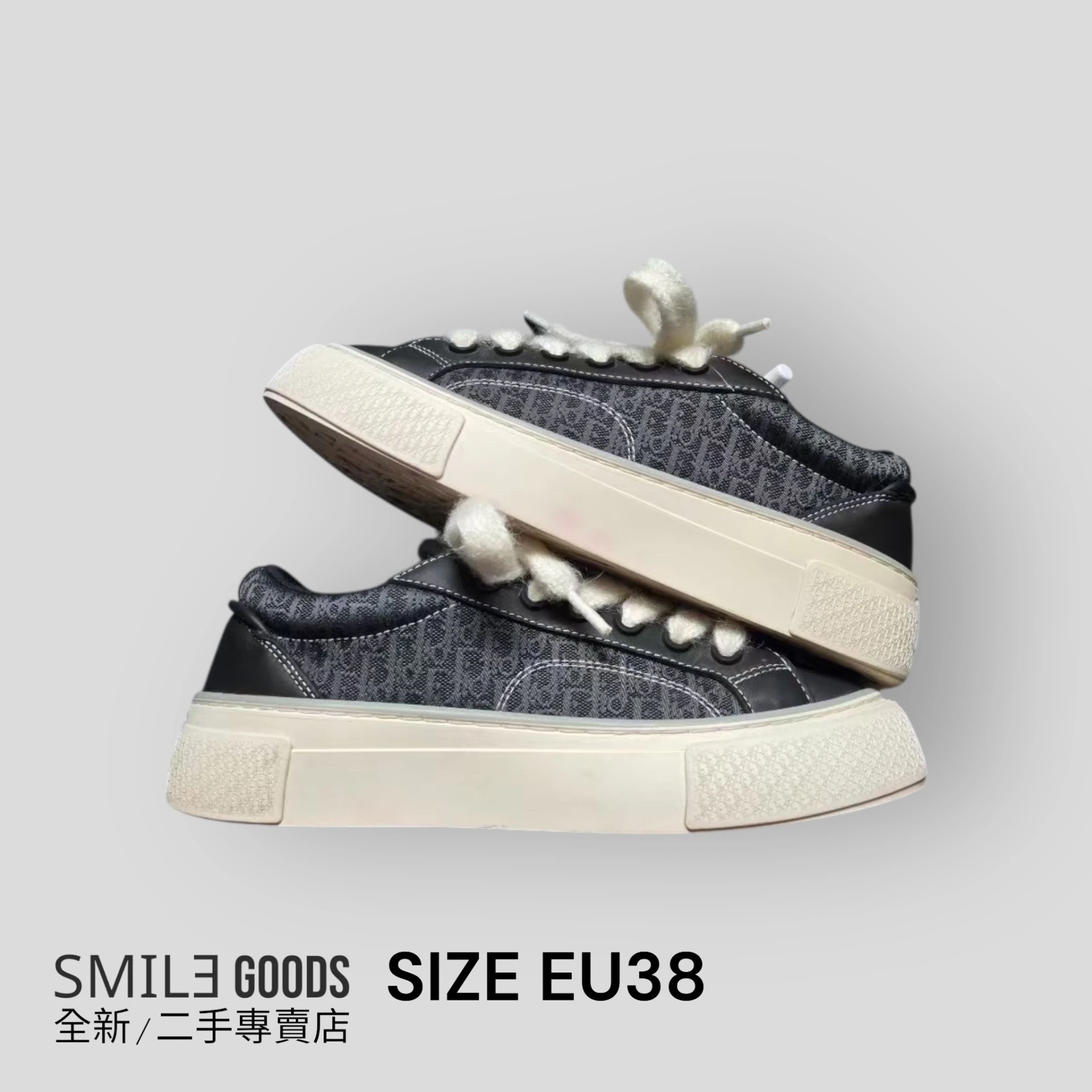 ［SMILE]DIOR B33 黑白滿logo 小牛皮 板鞋