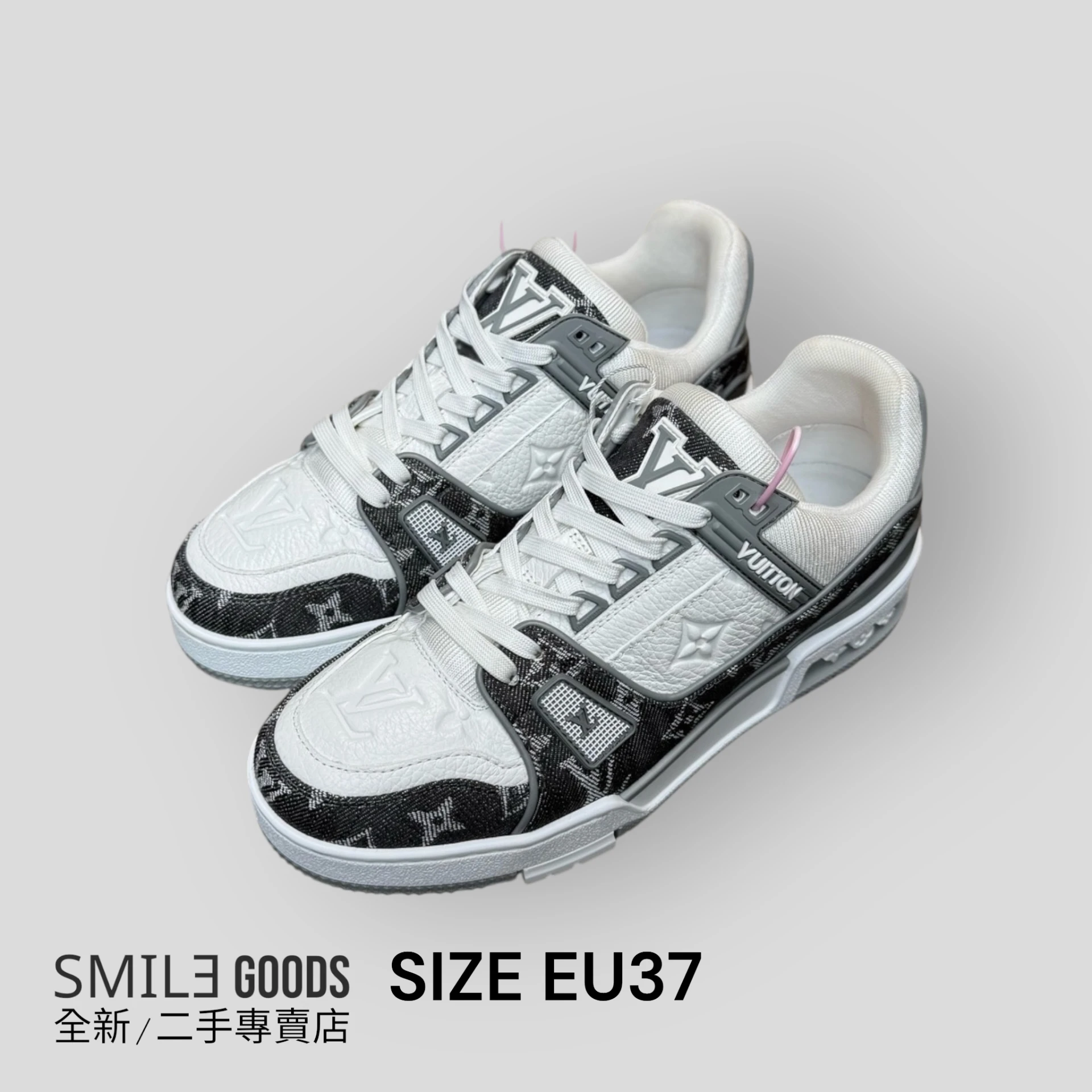 ［SMILE]Louis Vuitton LV trainer 灰白牛仔