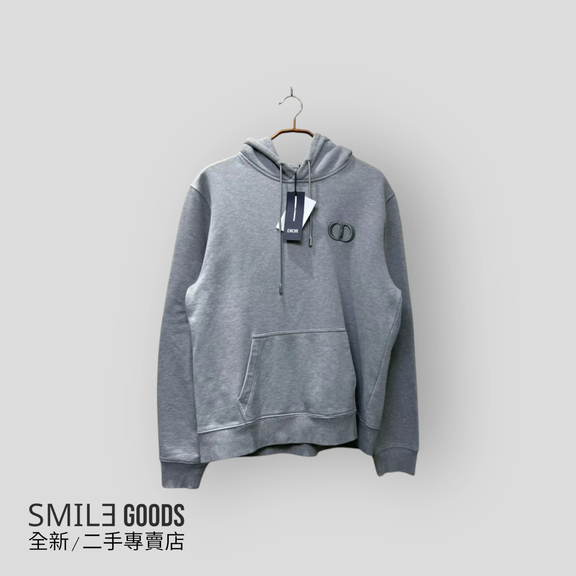 ［SMILE]DIOR 灰色刺繡CD字母帽衫
