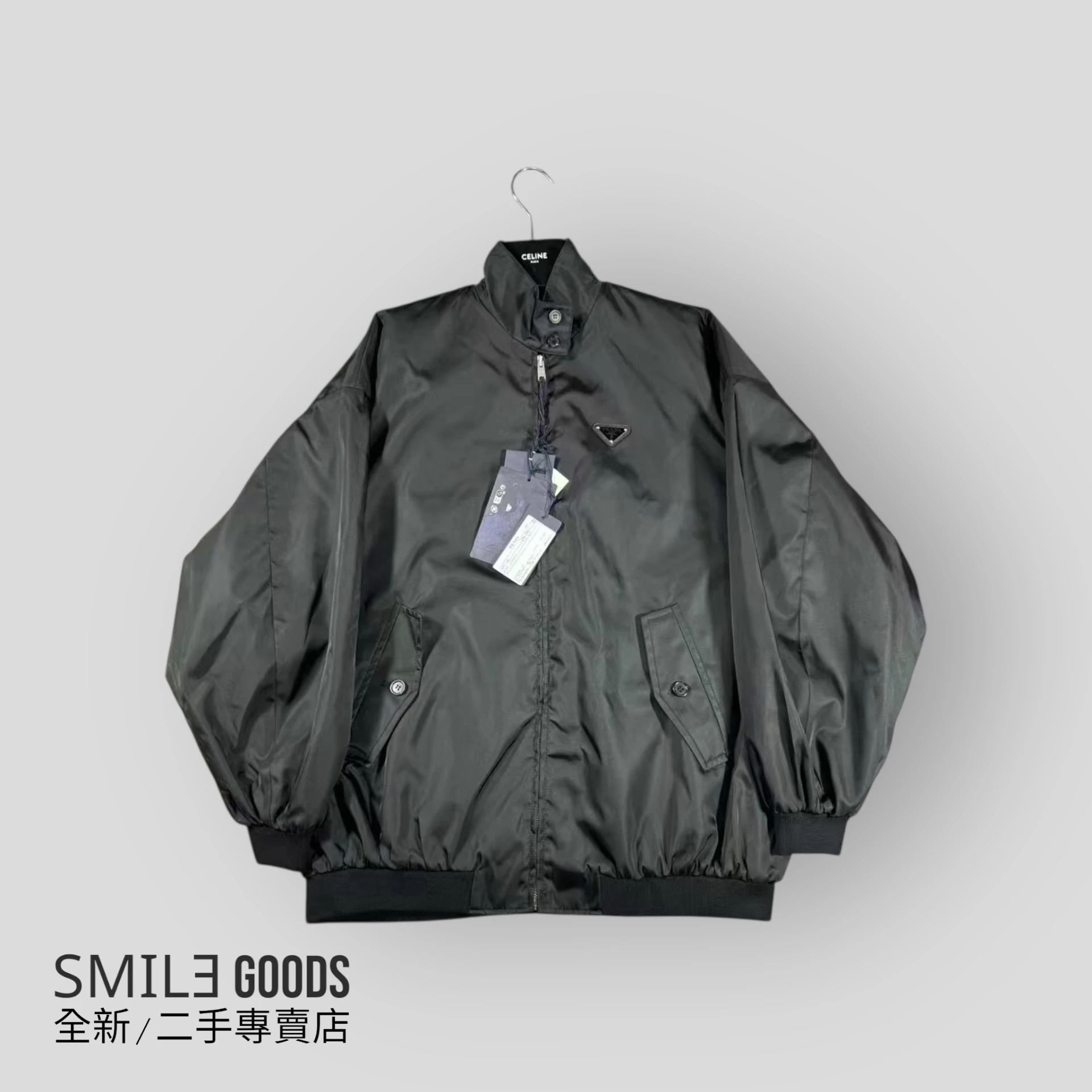 [SMILE] Prada三角標 廓形形尼龍夾克
