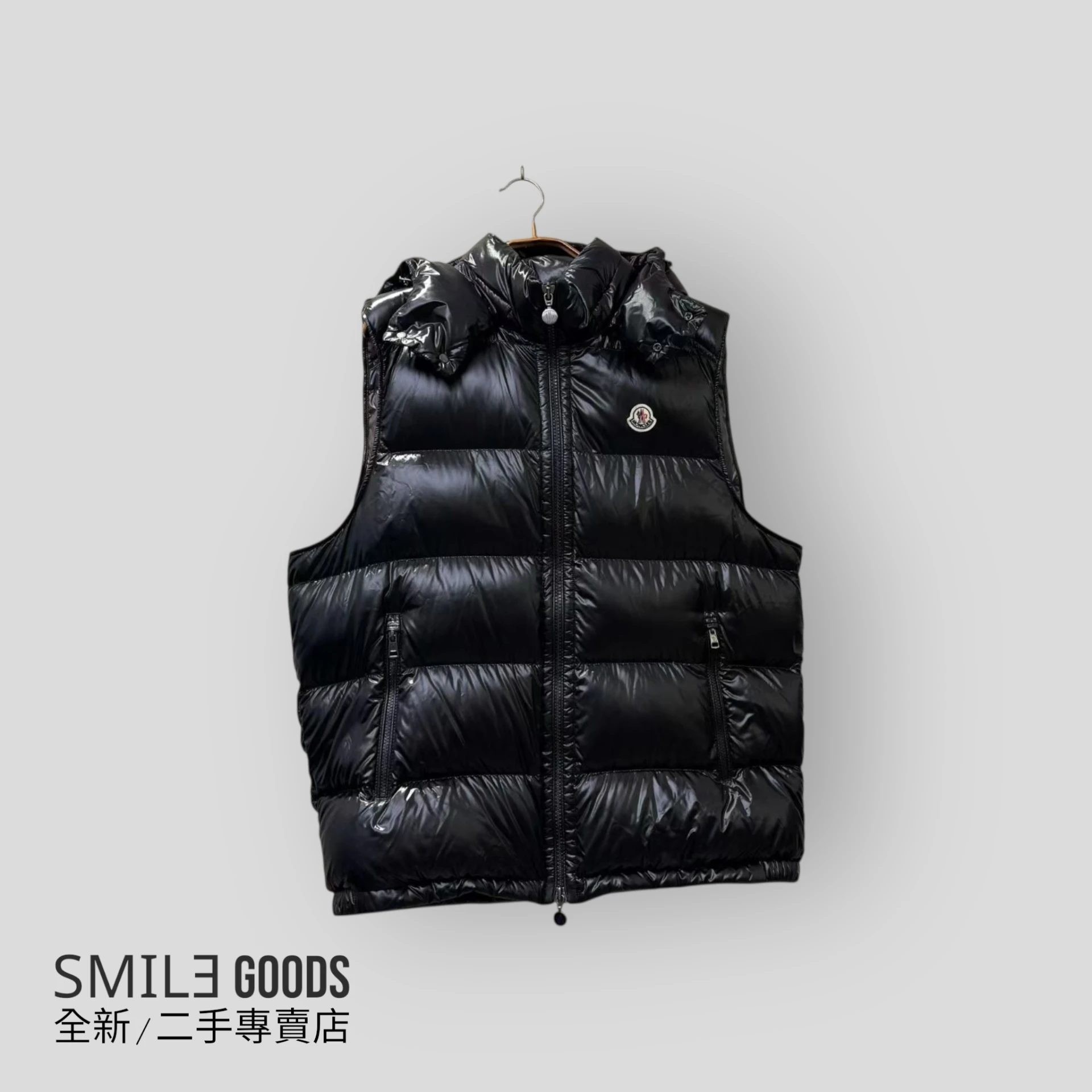 [SMILE]MONCLER 黑色連帽羽絨背心