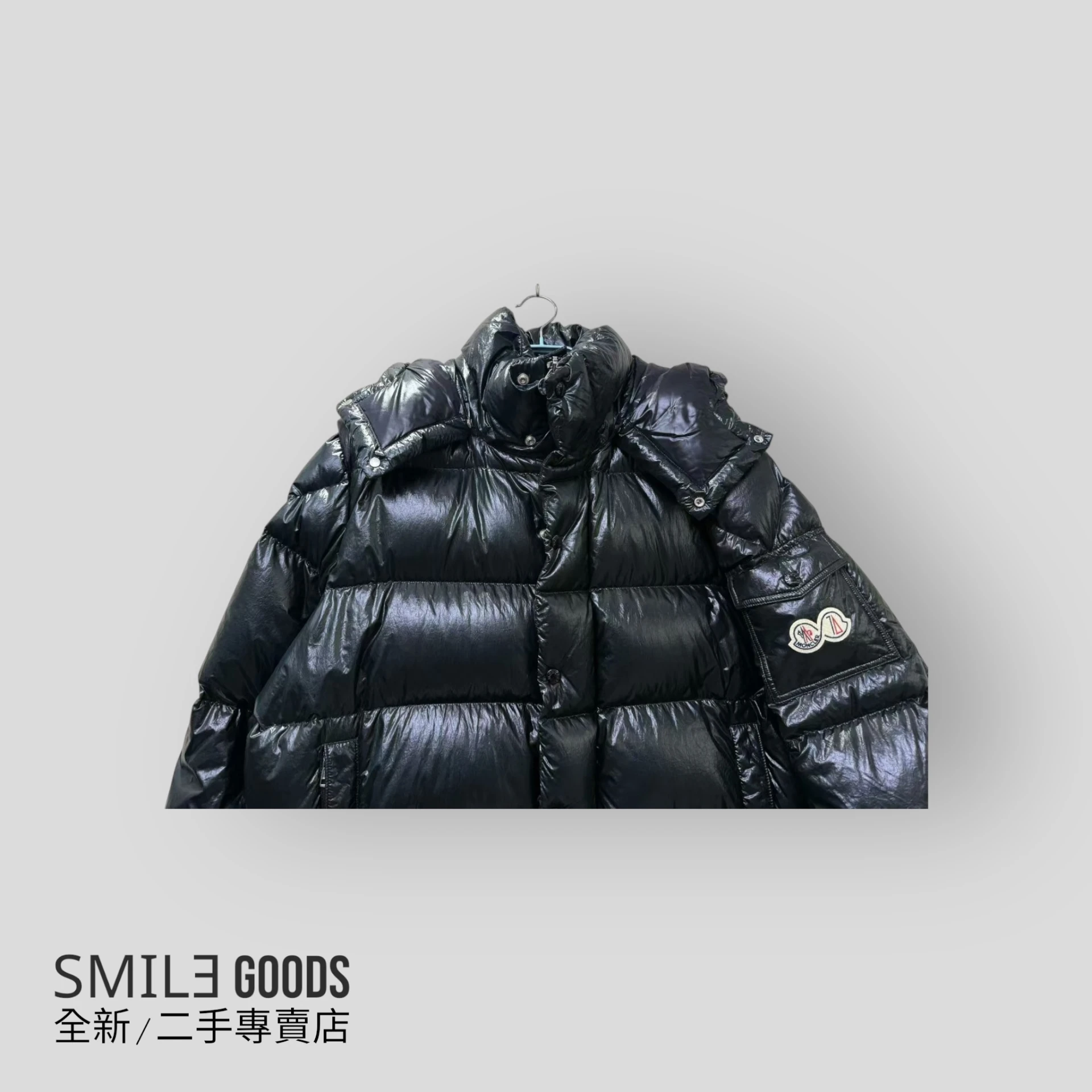 ［SMILE]MONCLER 70週年 MAYA 新款黑色羽絨外套