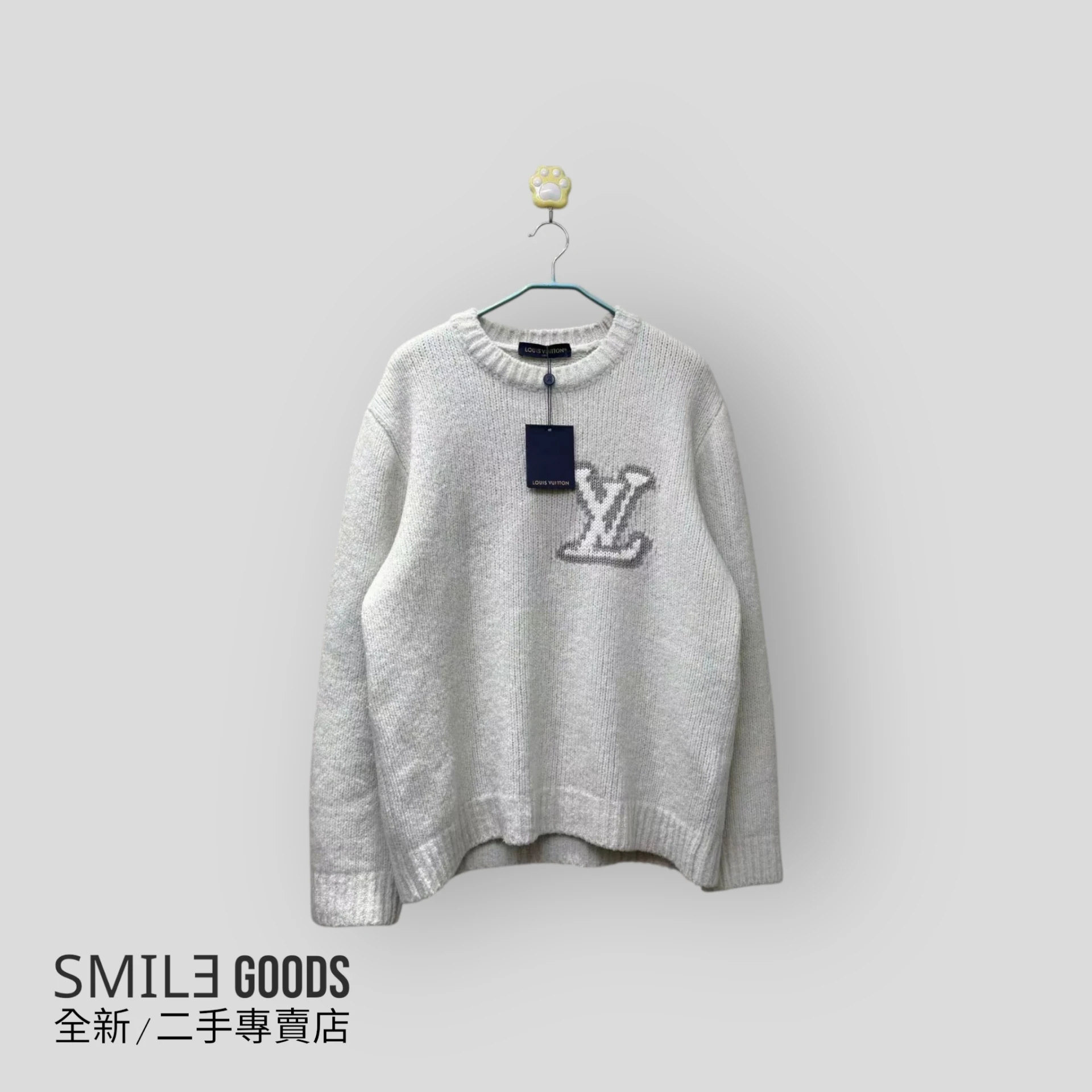 [SMILE]LOUIS VUITTON LV 白色大logo毛衣