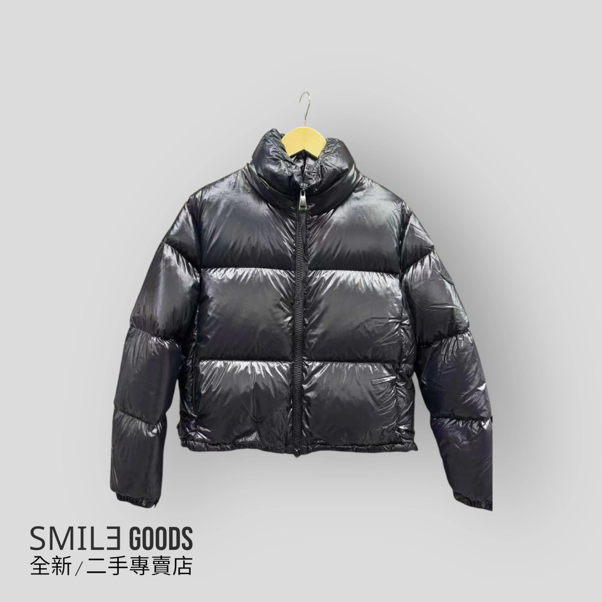 ［SMILE] Moncler純色立領拉鍊羽絨外套 女款