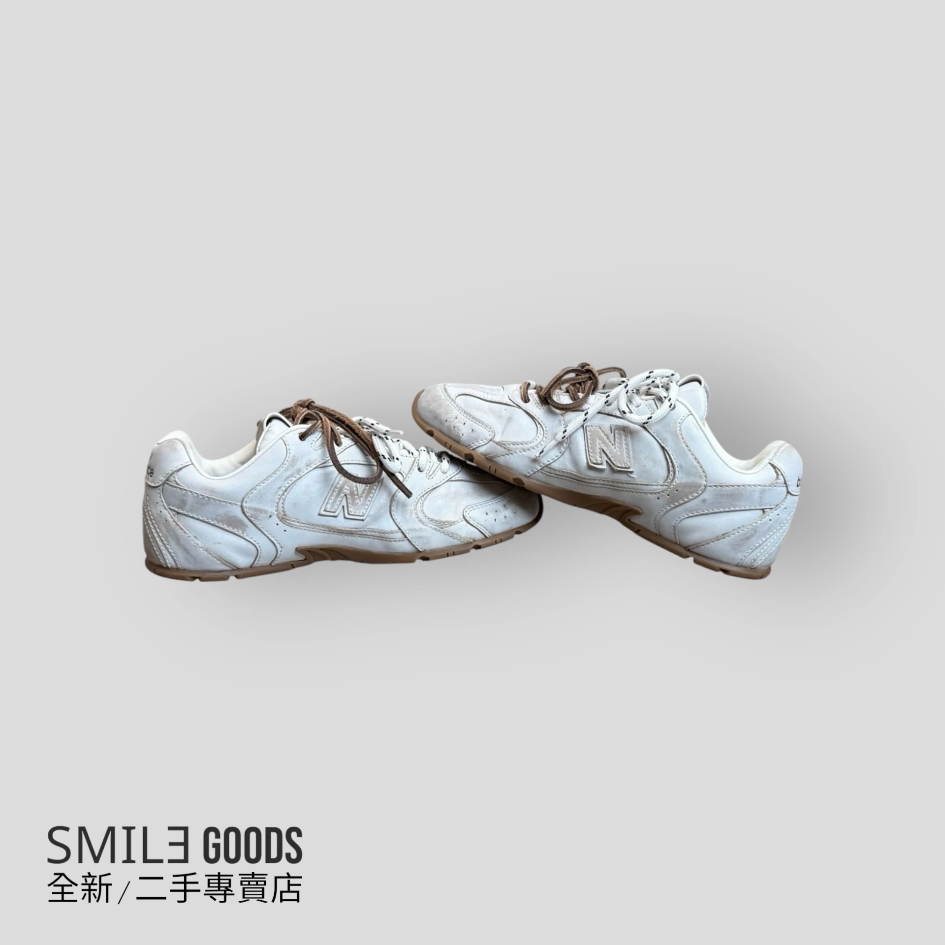［SMILE] Miumiu X NB 530SL 聯名款 做舊皮質白運動鞋