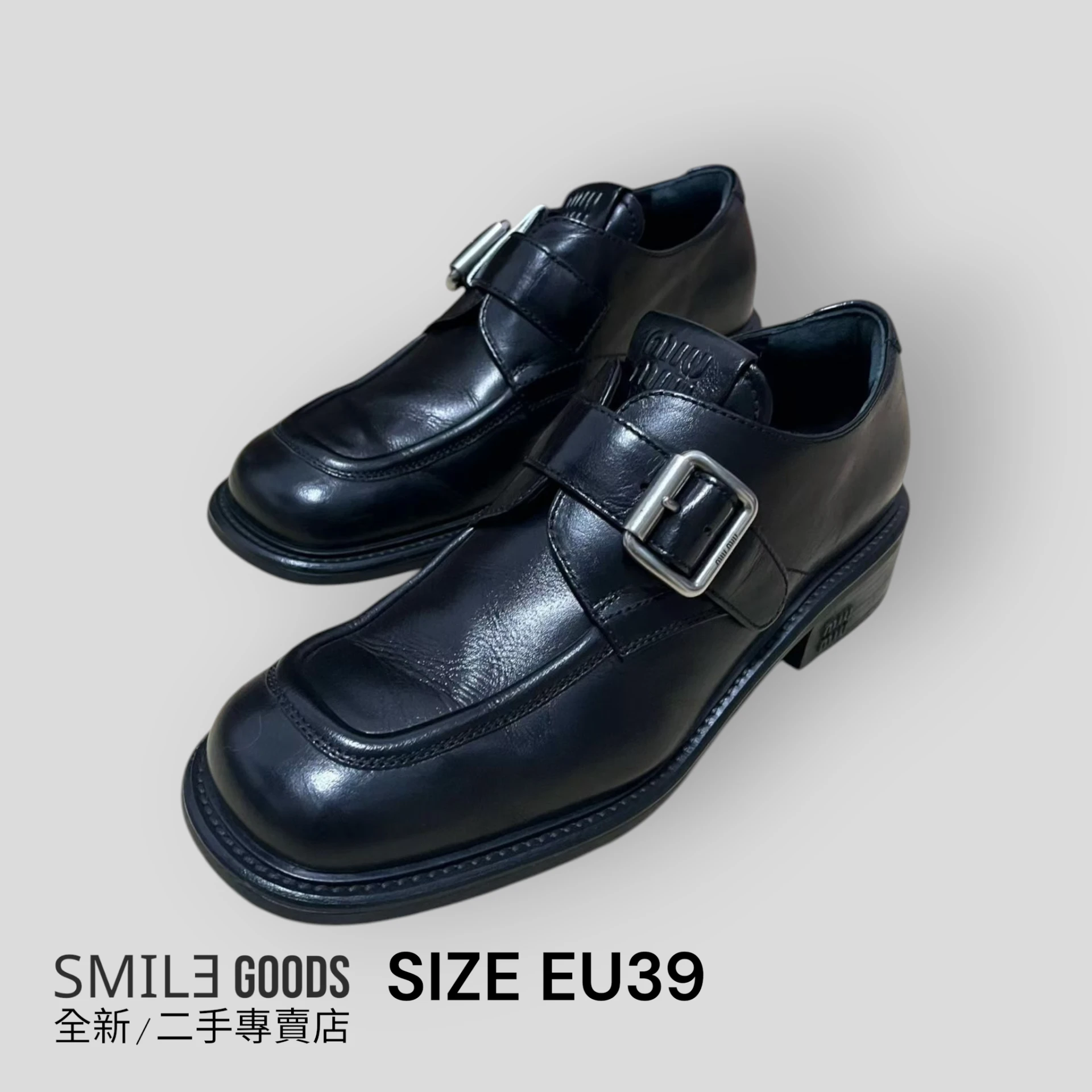 [SMILE]MIU MIU方頭搭扣皮鞋