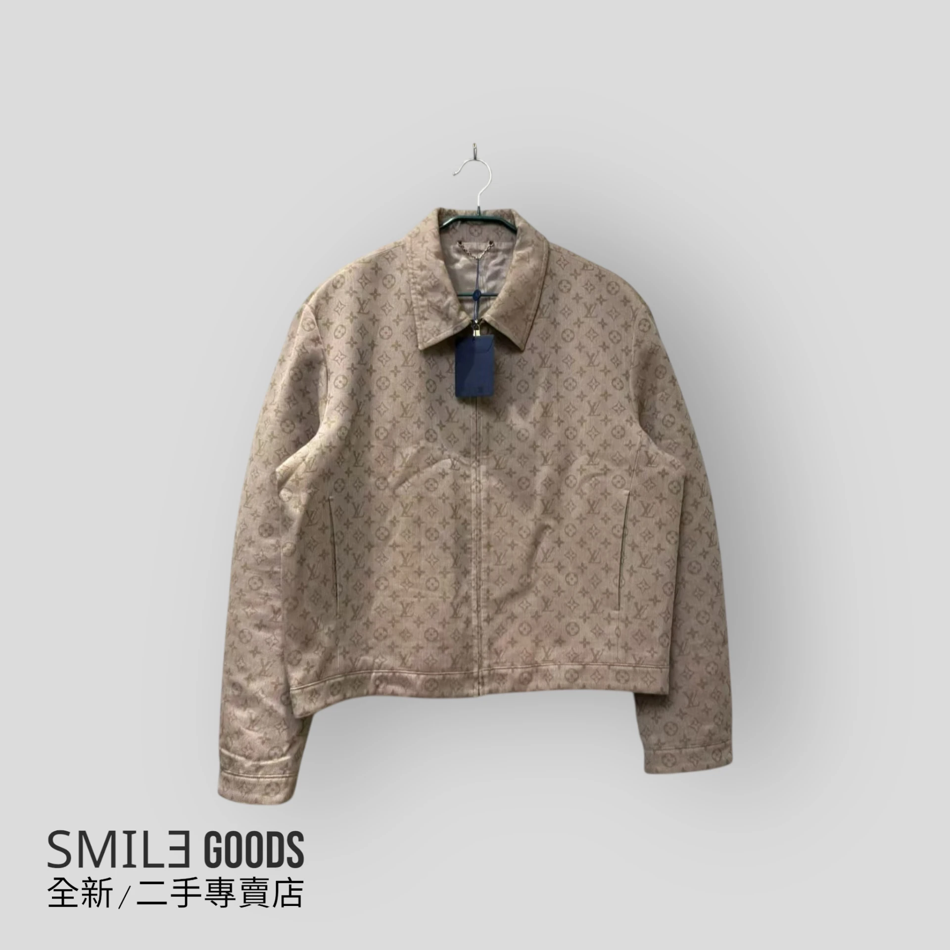 [SMILE] LOUIS VUITTON LV 米色滿logo翻領夾克