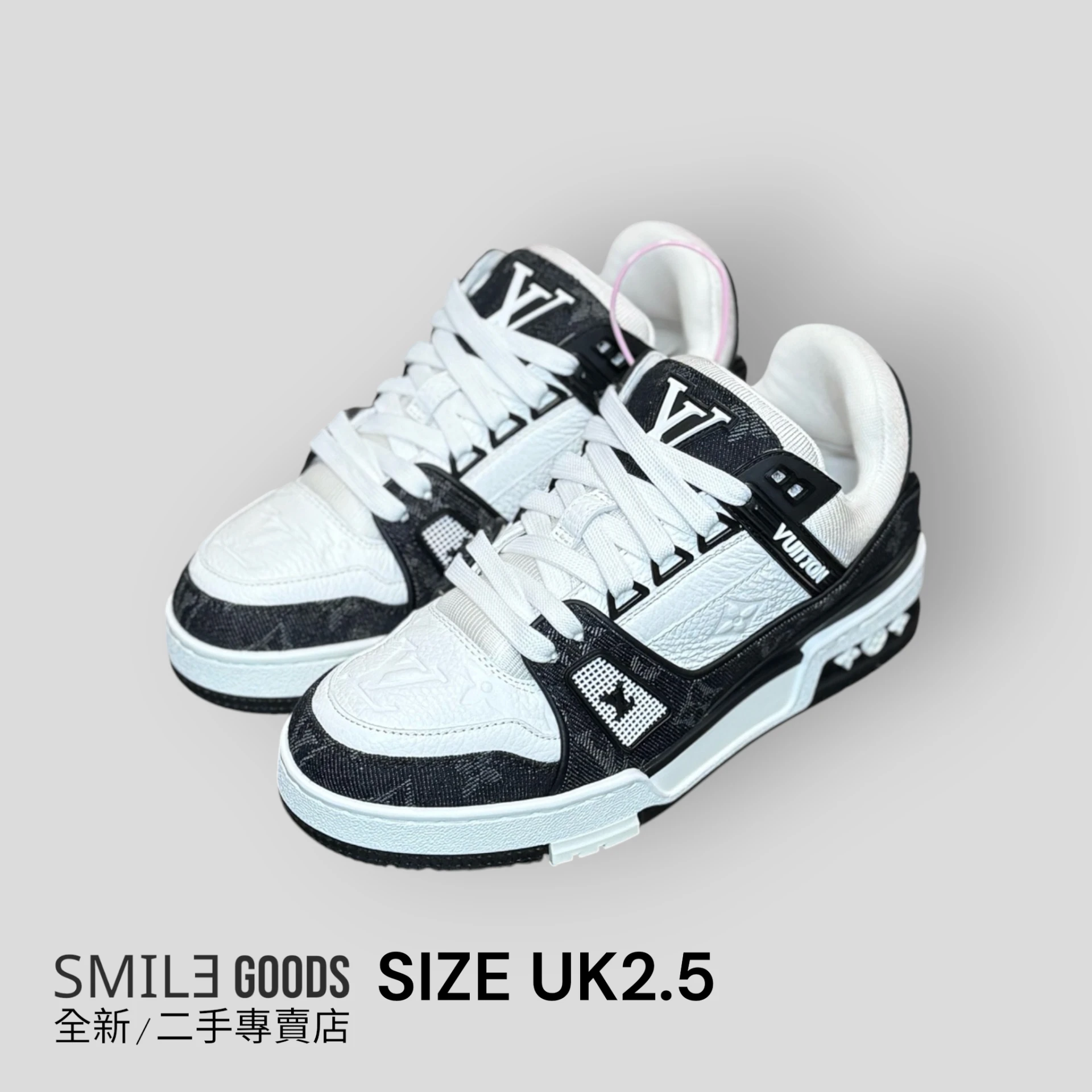 [SMILE]LOUIS VUITTON LV Trainer 黑白牛仔
