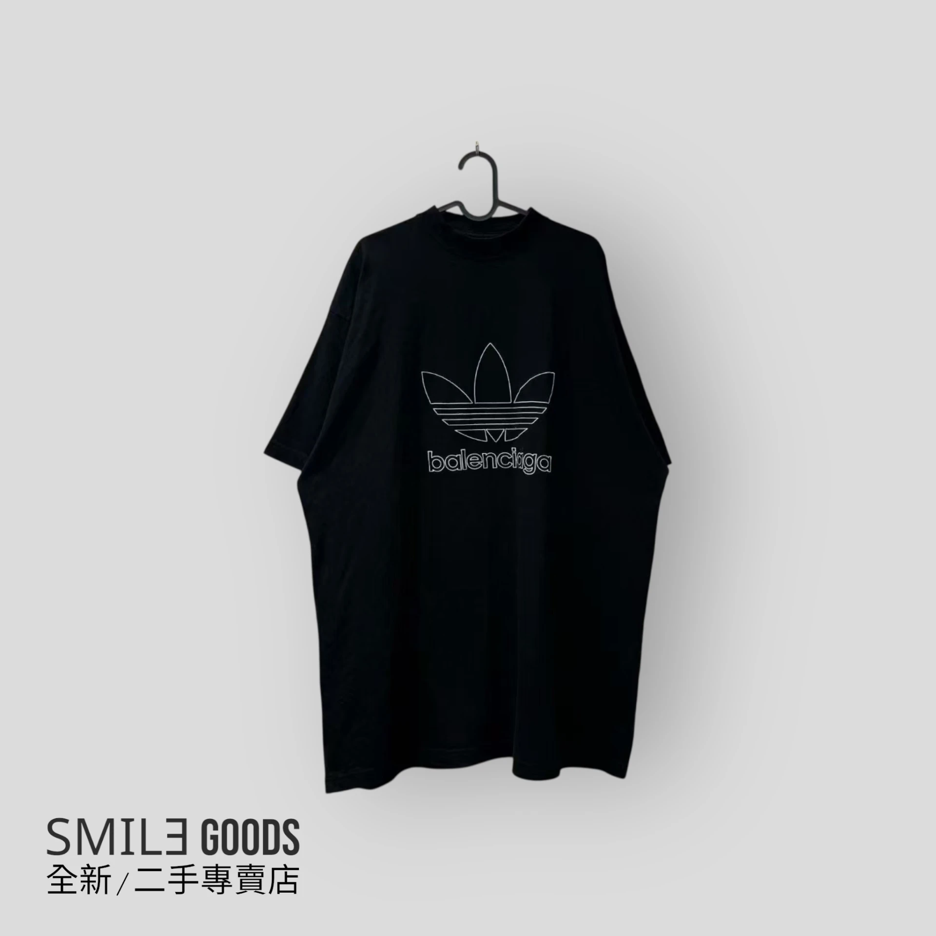 [SMILE] BALENCIAGA x 三葉草 黑色刺繡logo短袖