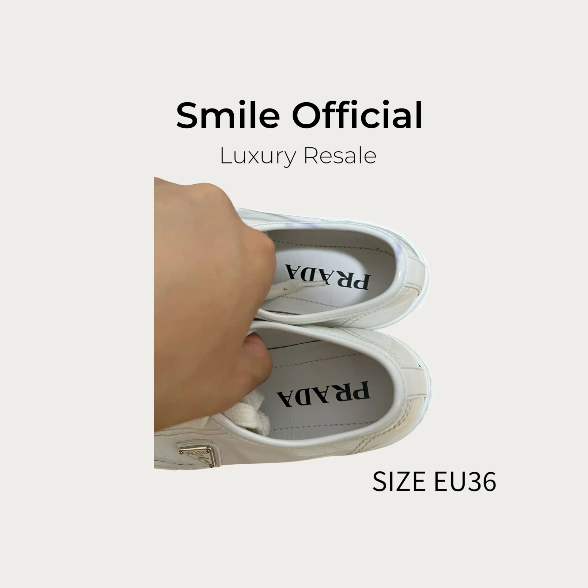 [SMILE] prada白三角標 皮質小白鞋