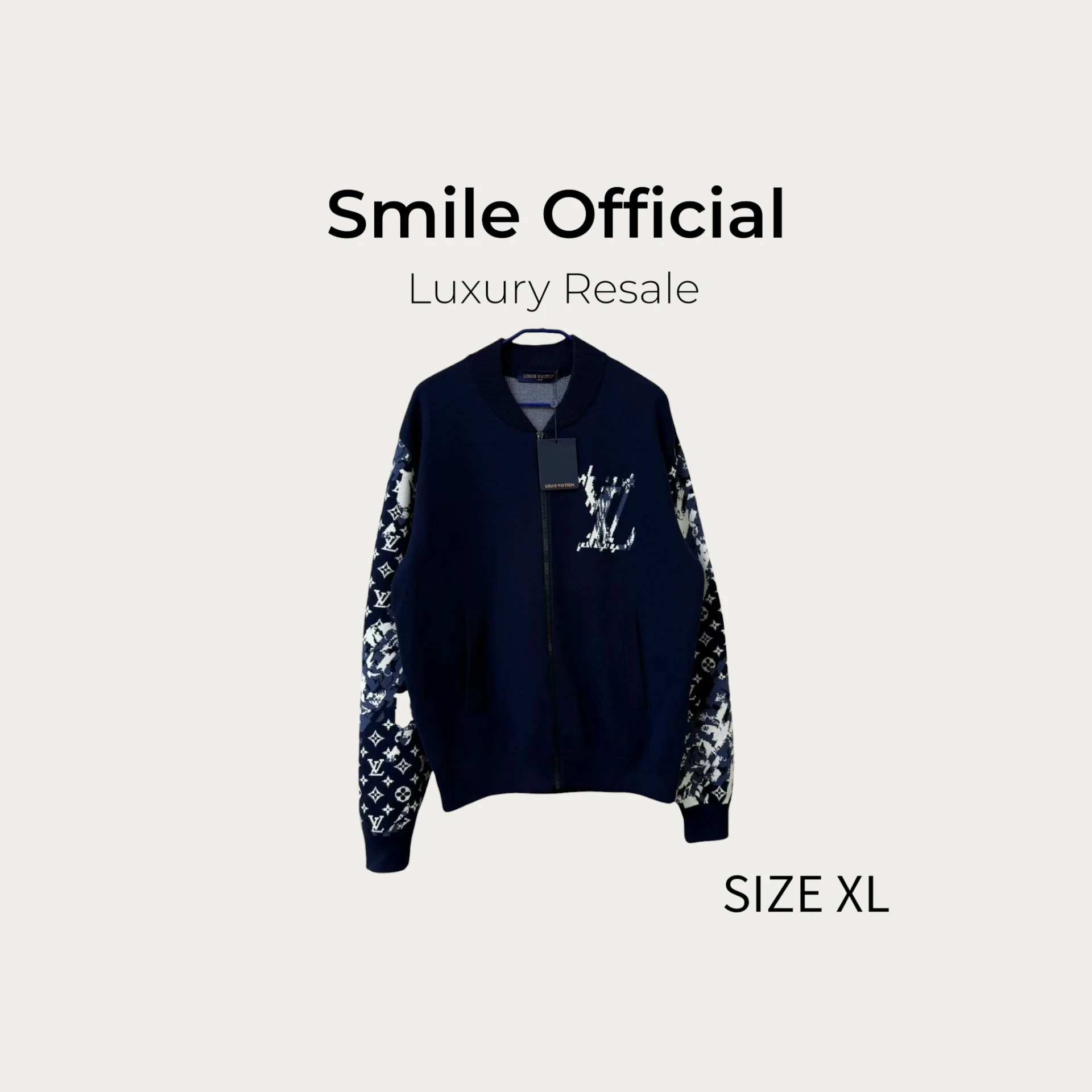 [SMILE] LOUIS VUITTON LV 深藍色手臂滿logo拉鍊棒球服