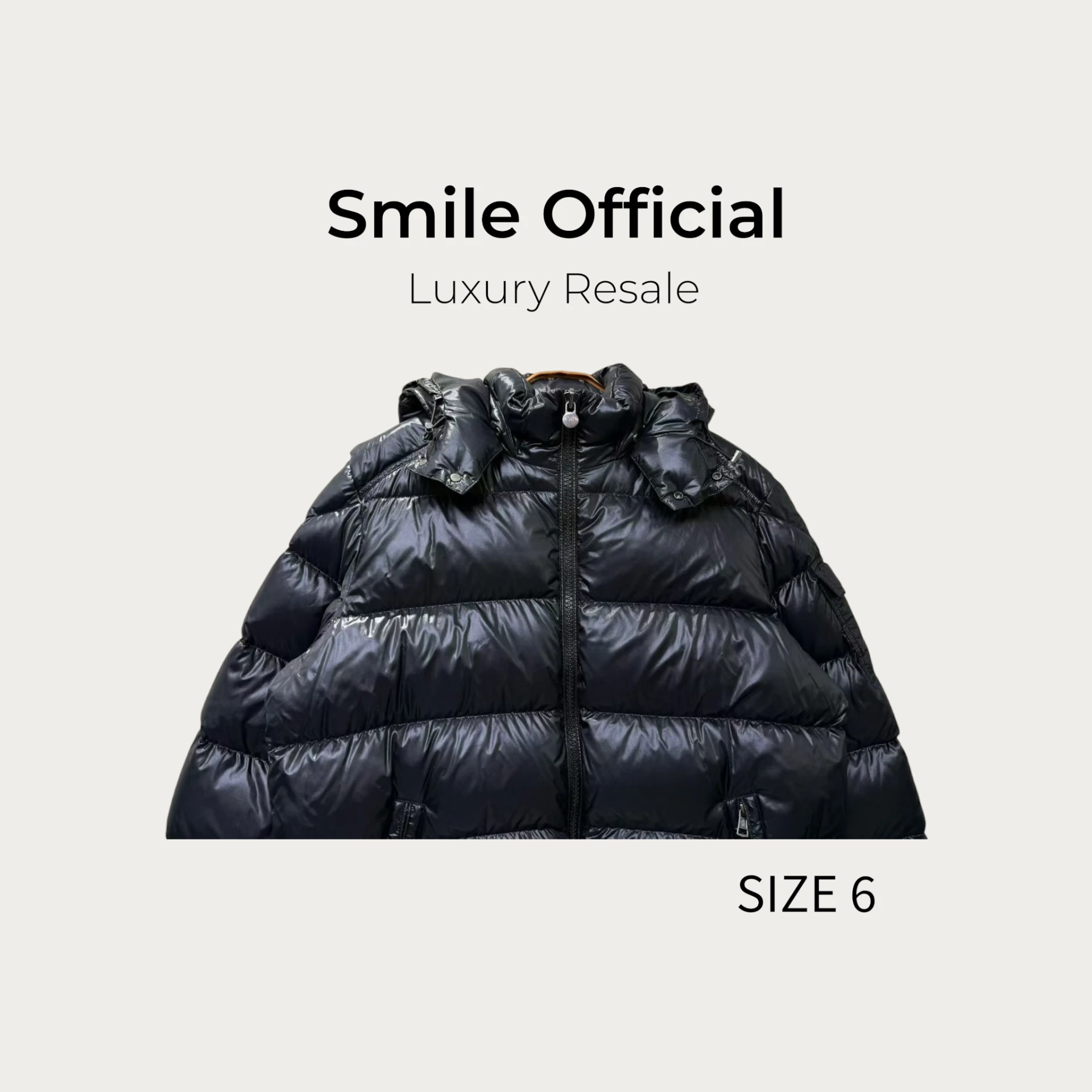 [SMILE]MONCLER MAYA 黑色側標羽絨服