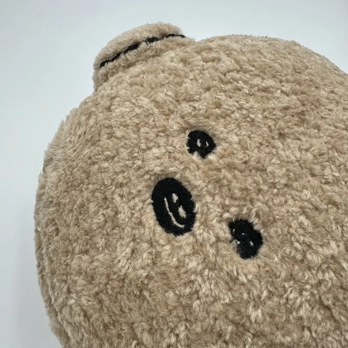 JUMINE 貴賓狗抱枕 奶油貴賓