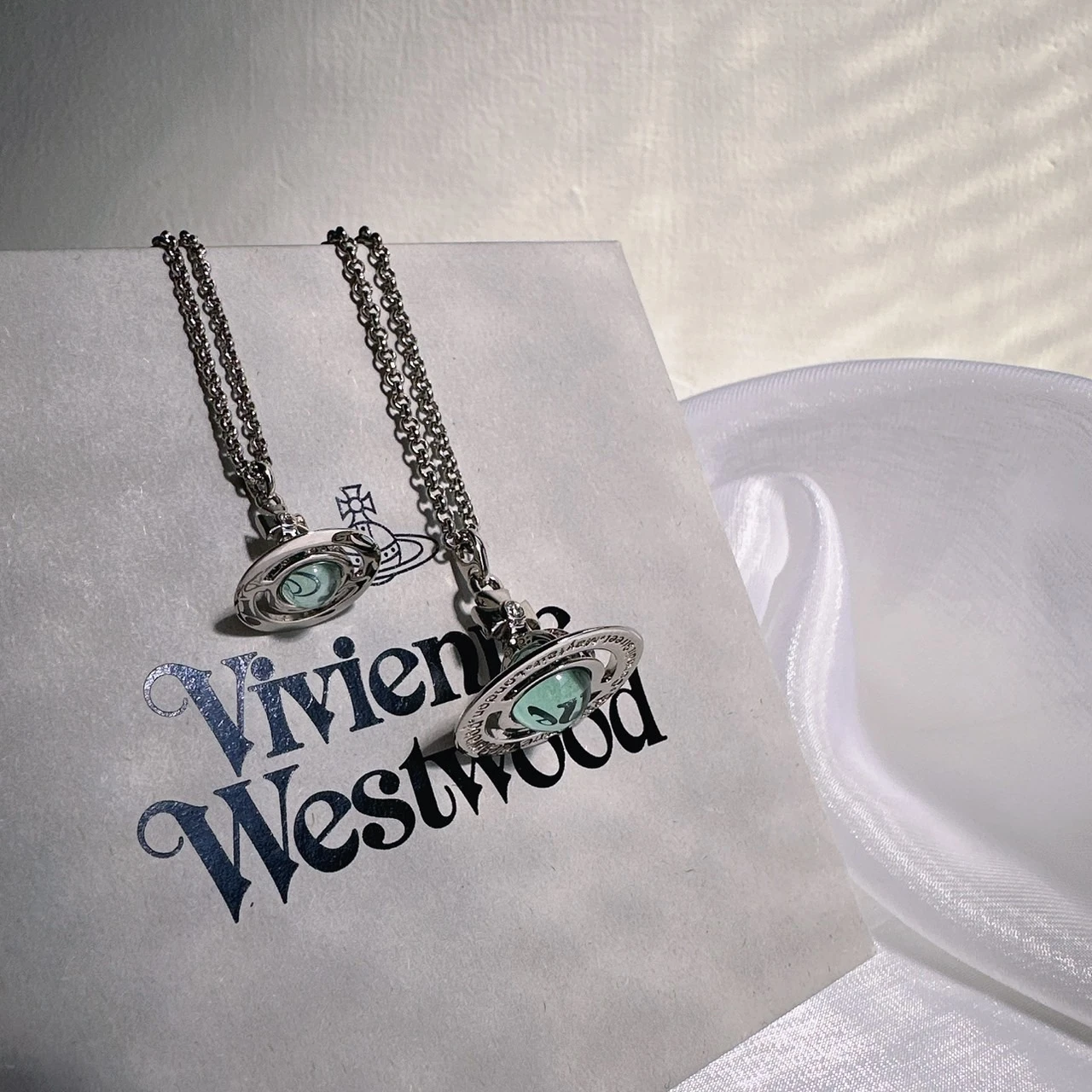 VIVIENNE WESTWOOD*預購*薄荷綠銀鏈ORB 小號 中號
